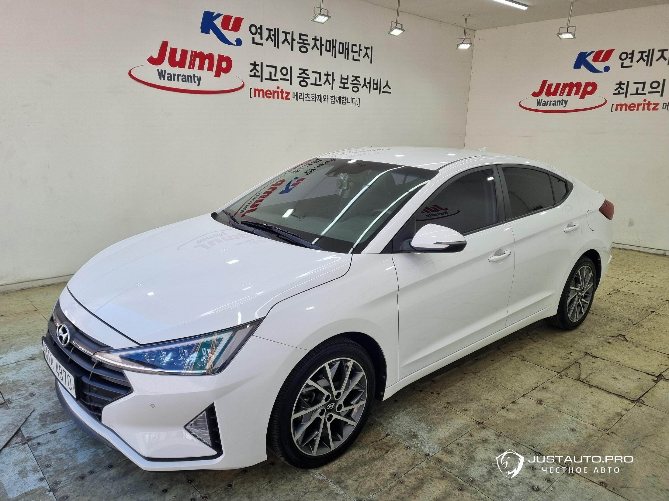 Автомобиль Hyundai AVANTE