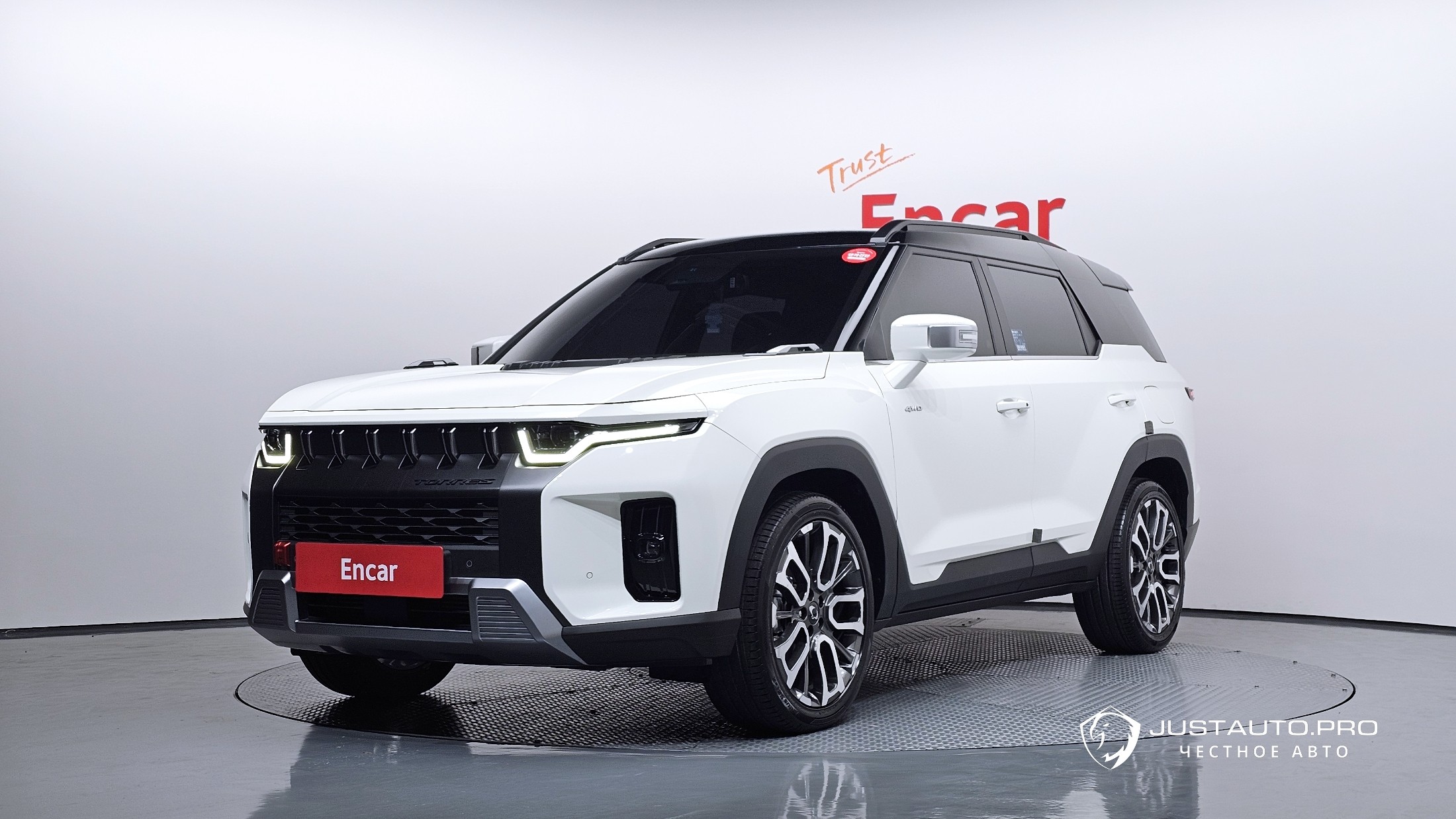 Автомобиль KG_Mobility_Ssangyong Torres