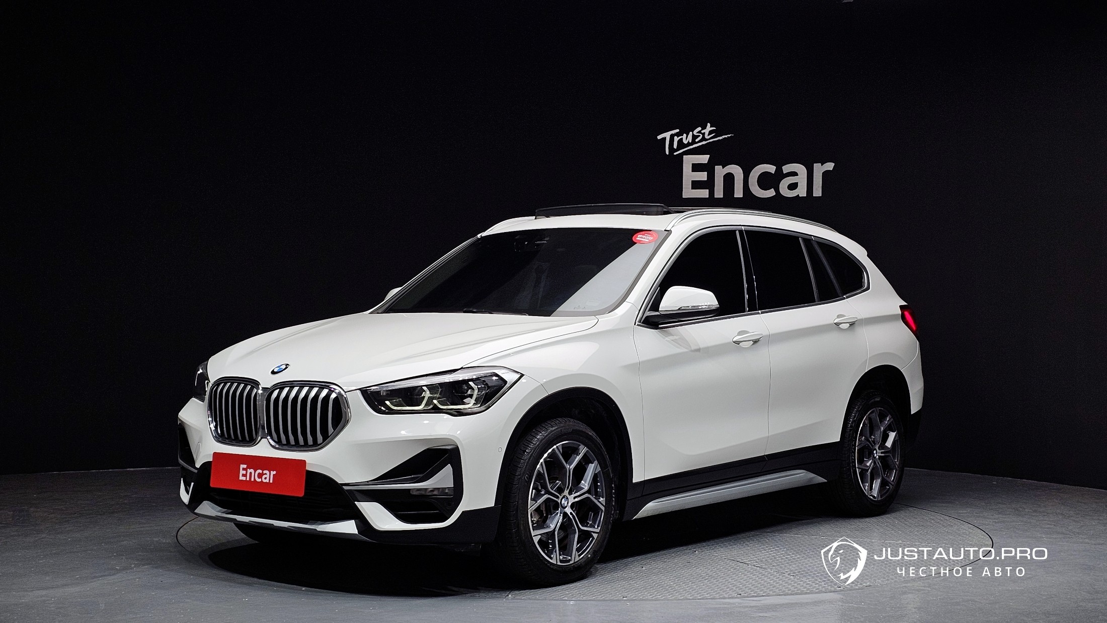 Автомобиль BMW X1