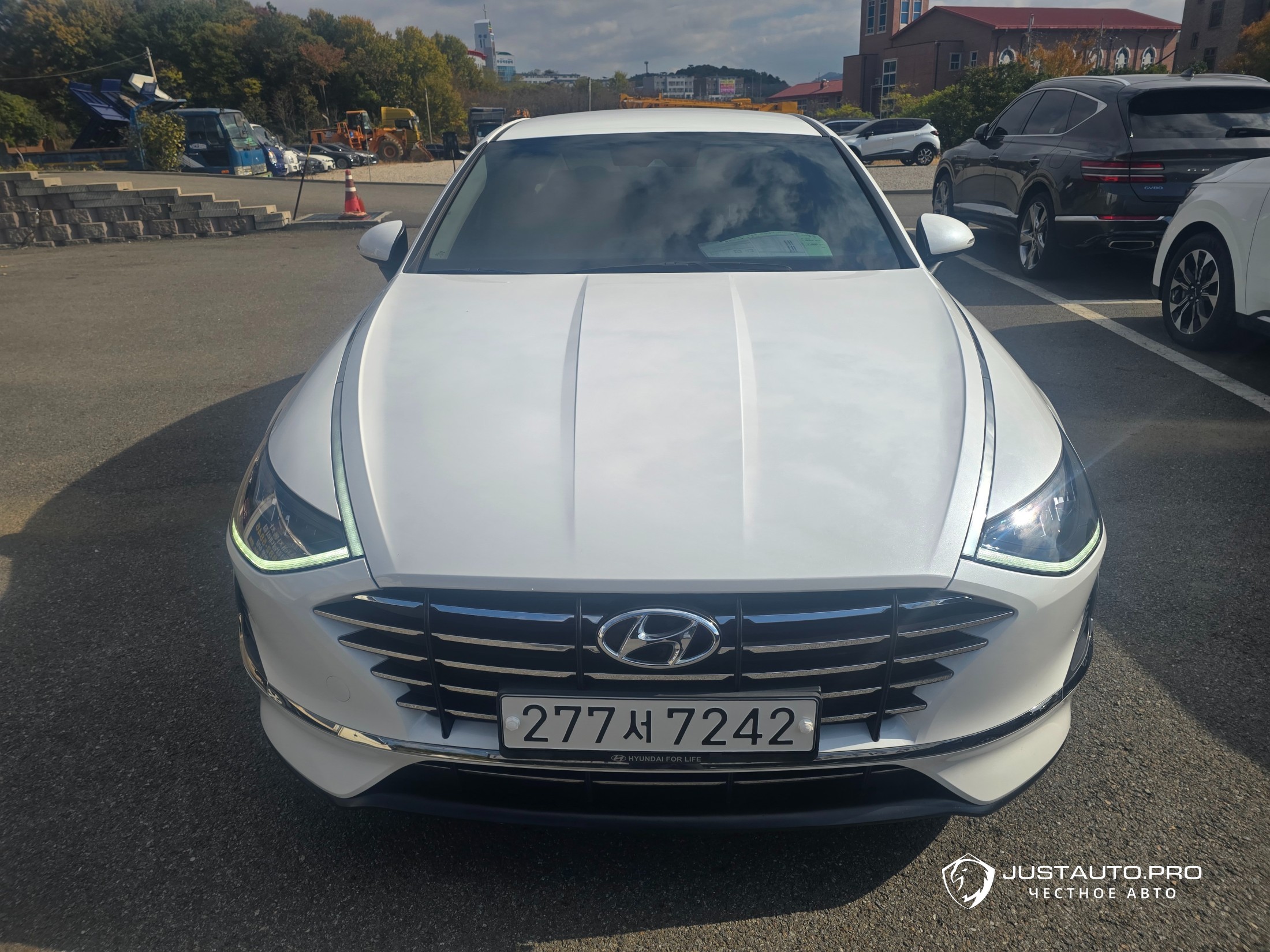 Автомобиль Hyundai Sonata