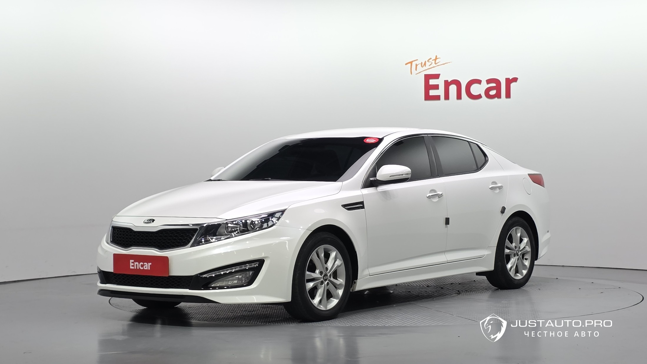 Автомобиль Kia K5