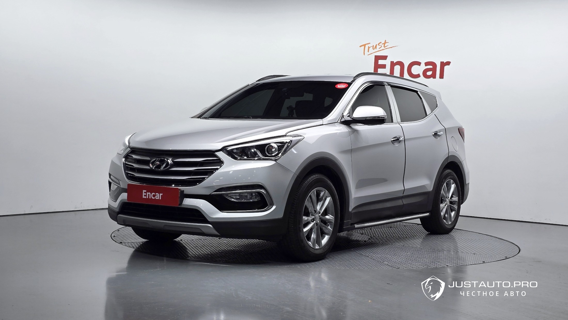 Автомобиль Hyundai Santafe