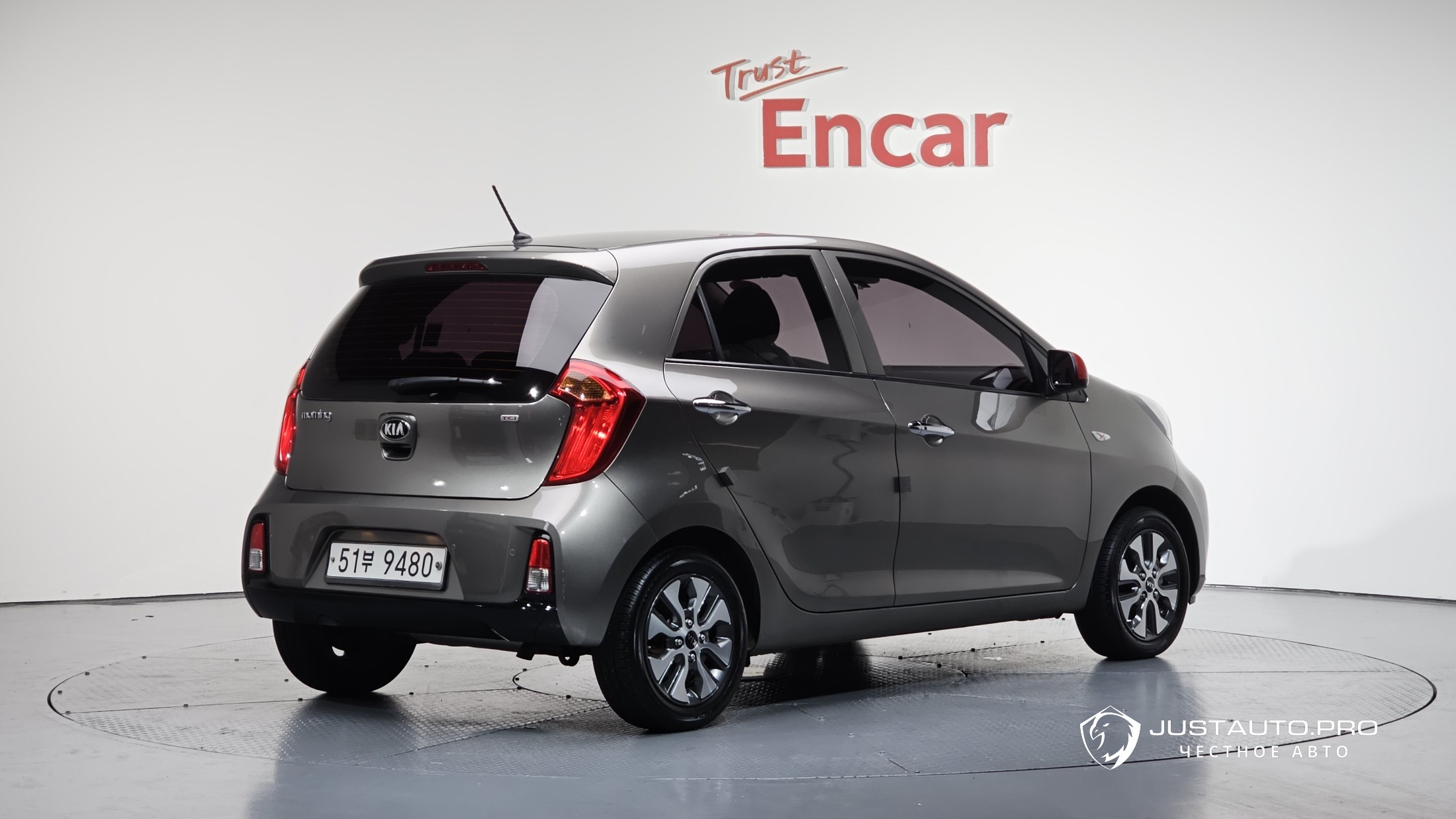 Автомобиль Kia morning