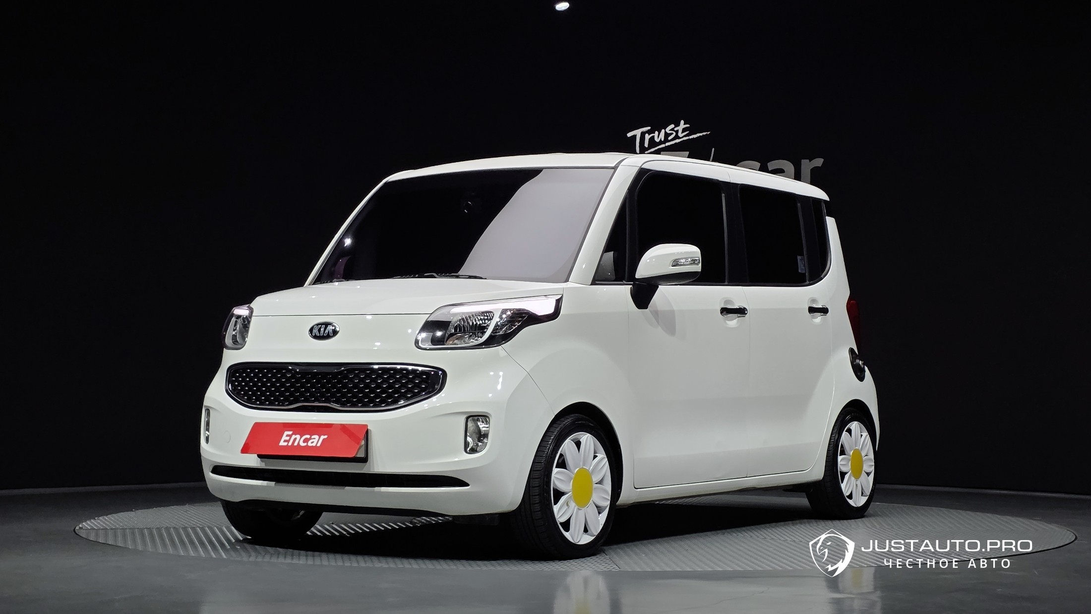 Автомобиль Kia RAY