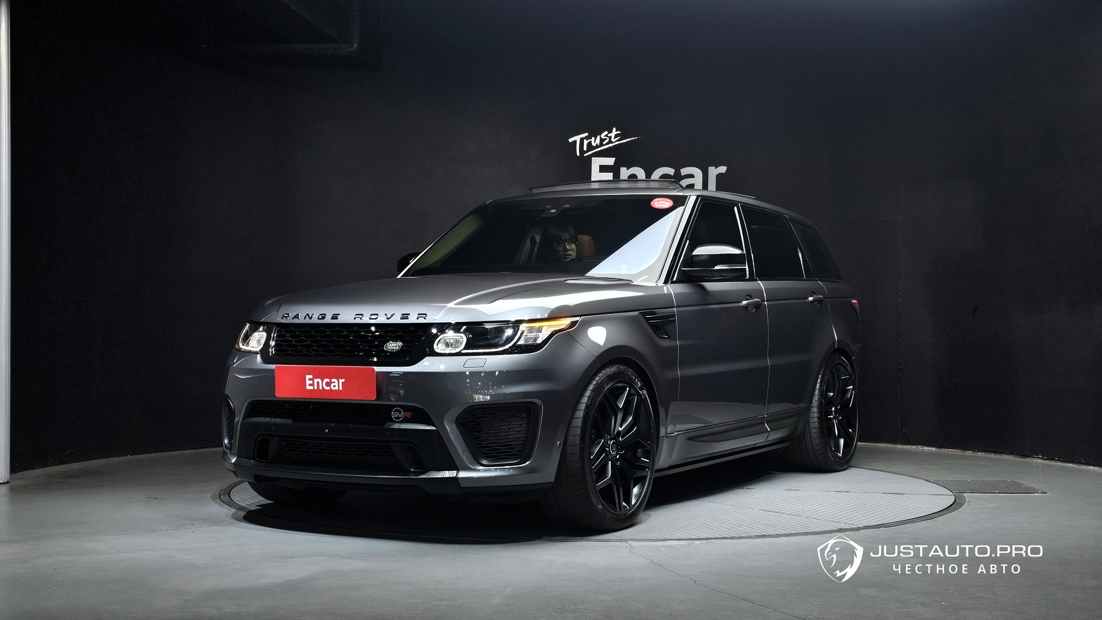 Автомобиль Land Rover Range Rover Sport
