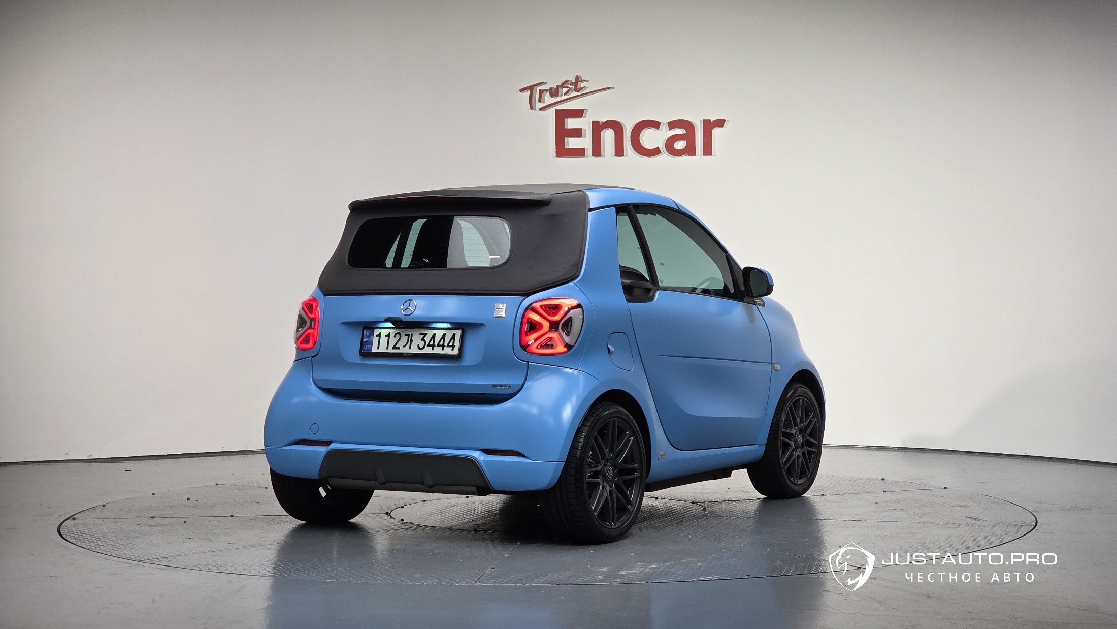 Автомобиль Smart Fortwo