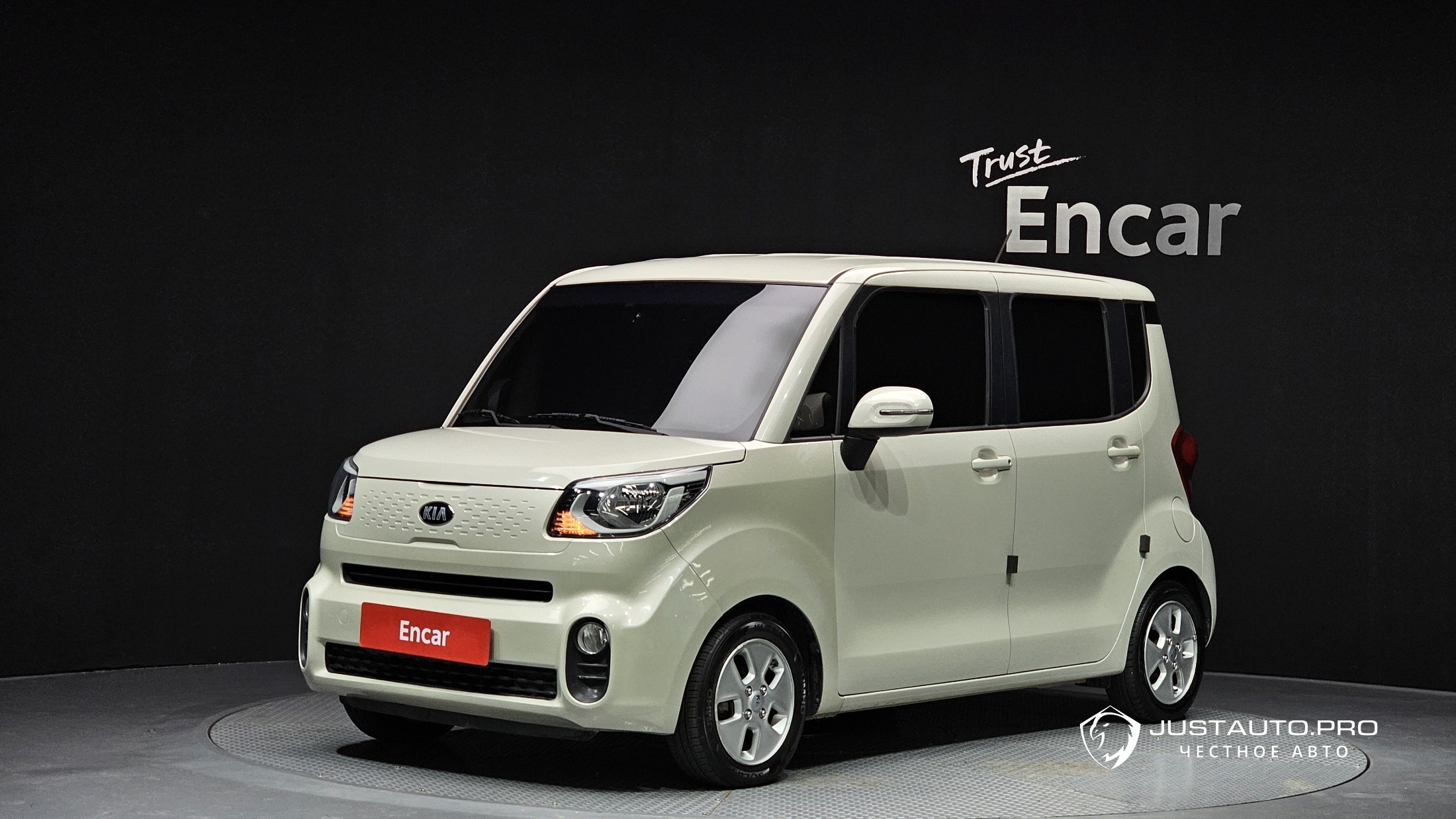 Автомобиль Kia RAY