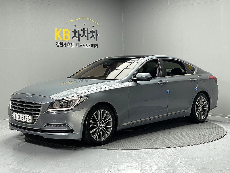 Автомобиль Hyundai Genesis