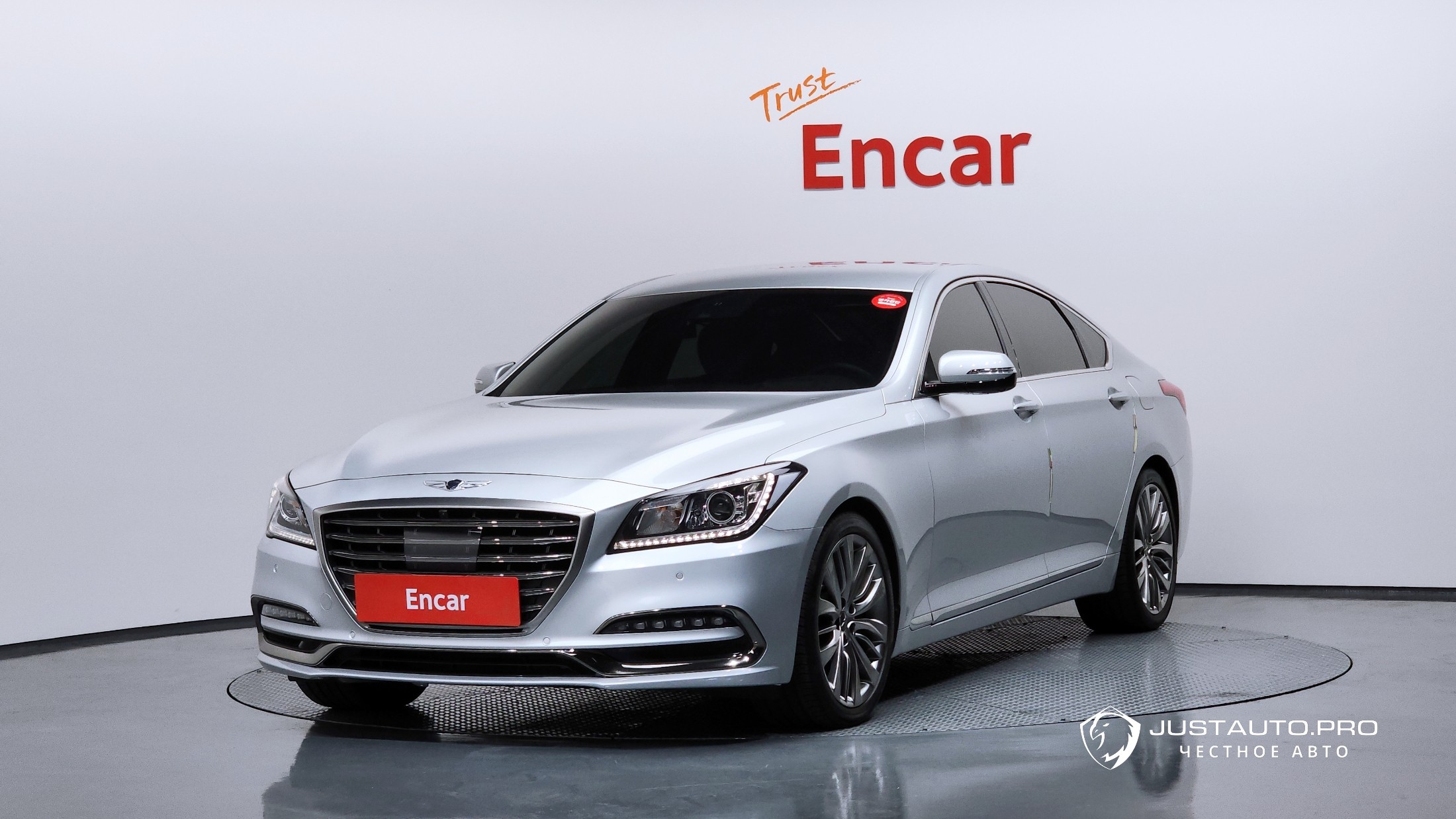 Автомобиль Genesis G80