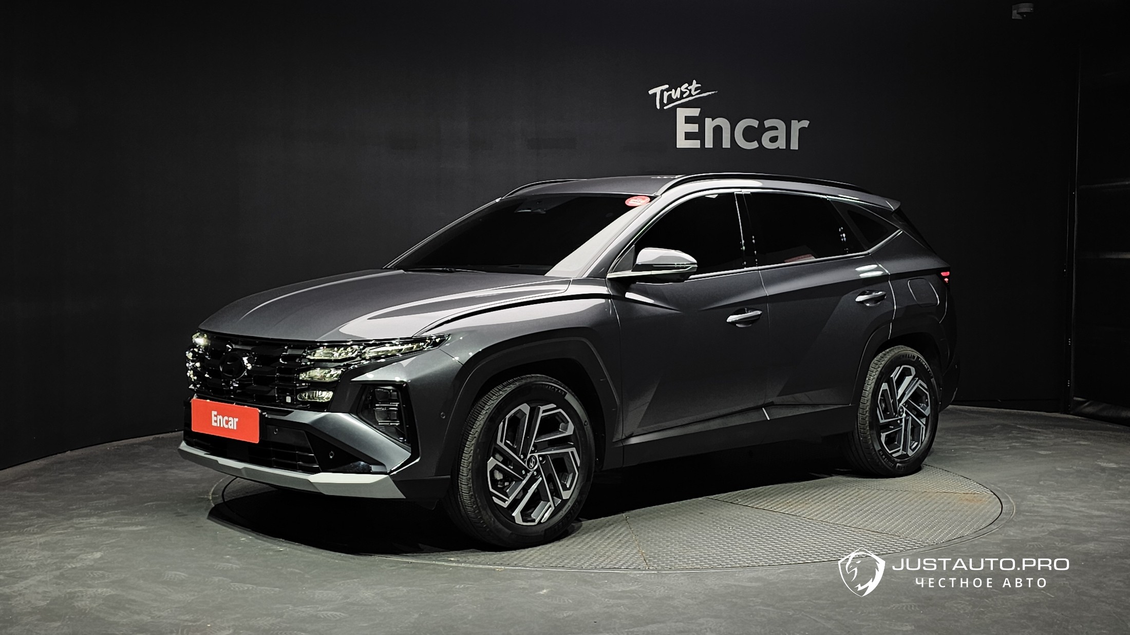 Автомобиль Hyundai Tucson