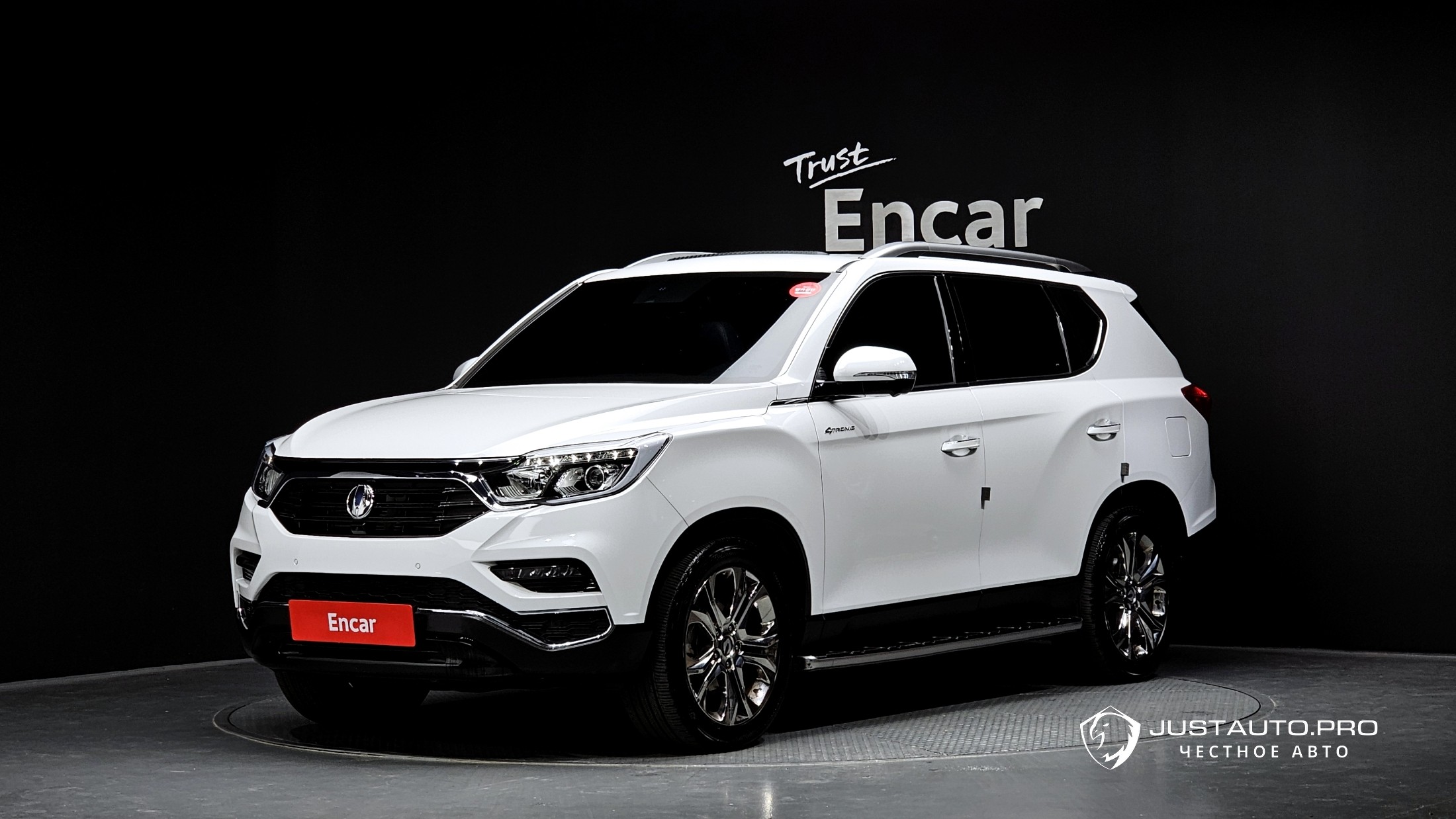 Автомобиль KG_Mobility_Ssangyong Rexton