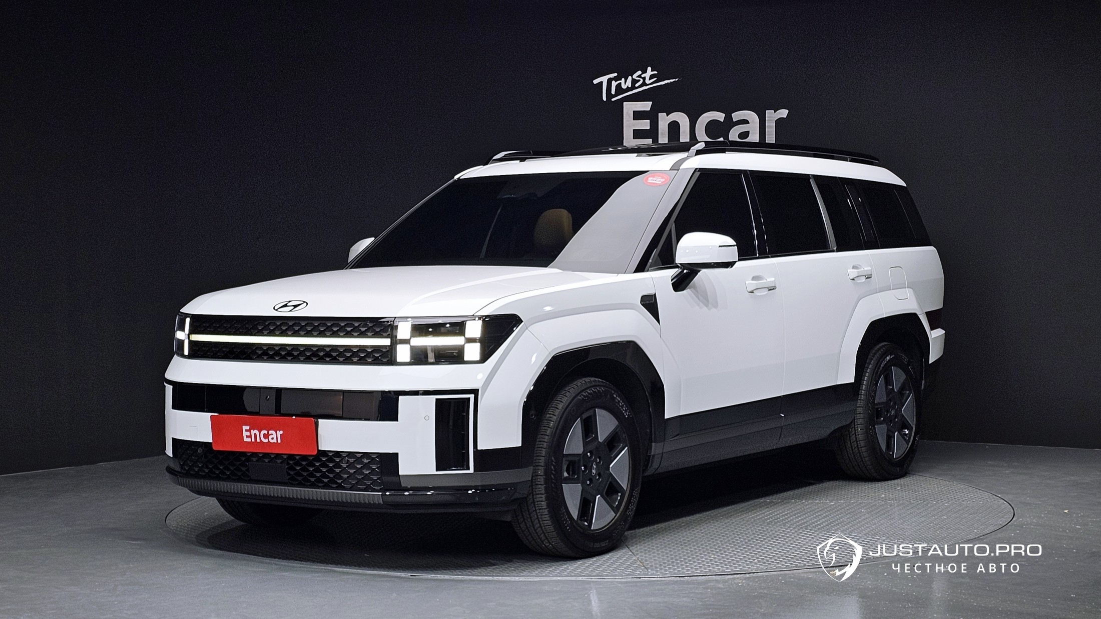 Автомобиль Hyundai Santafe