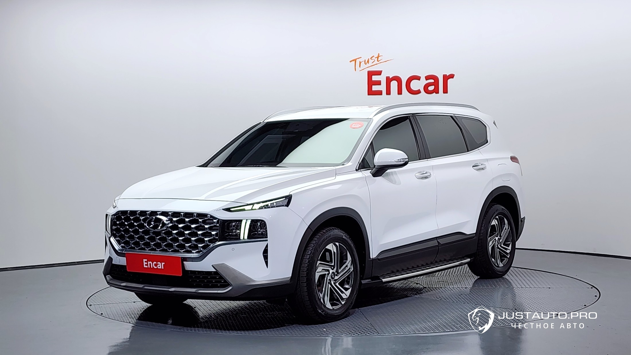 Автомобиль Hyundai Santafe