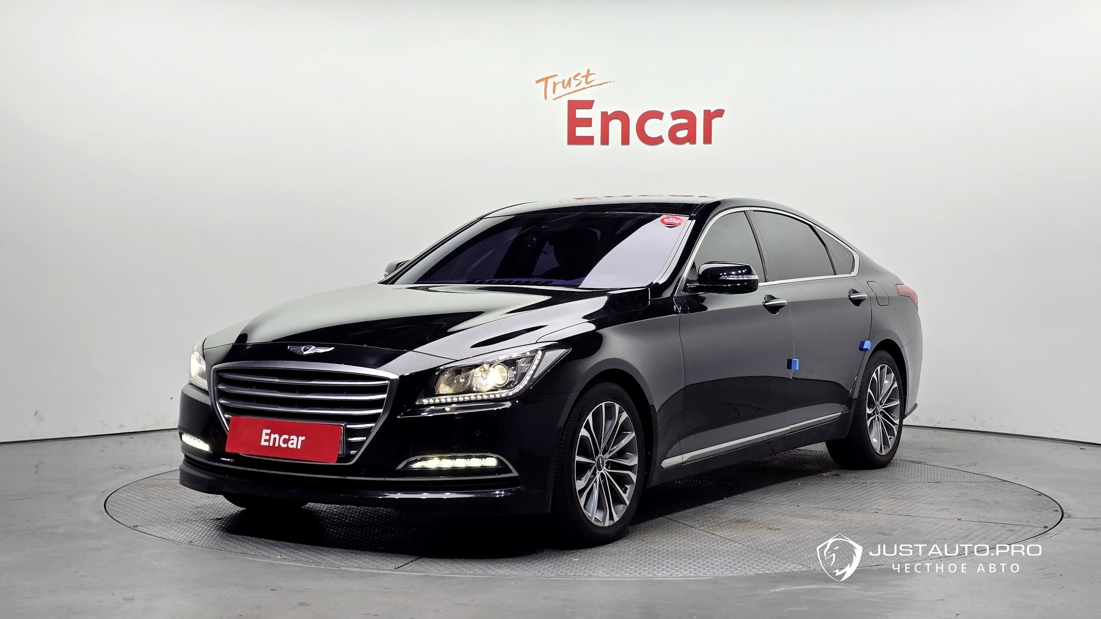 Автомобиль Hyundai Genesis