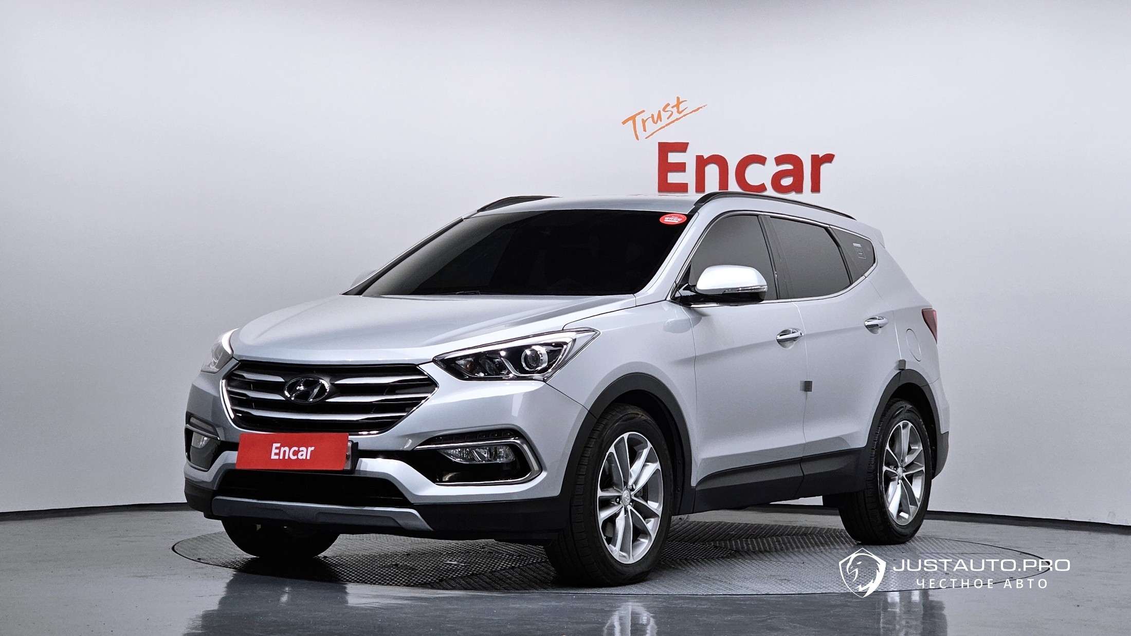 Автомобиль Hyundai Santafe