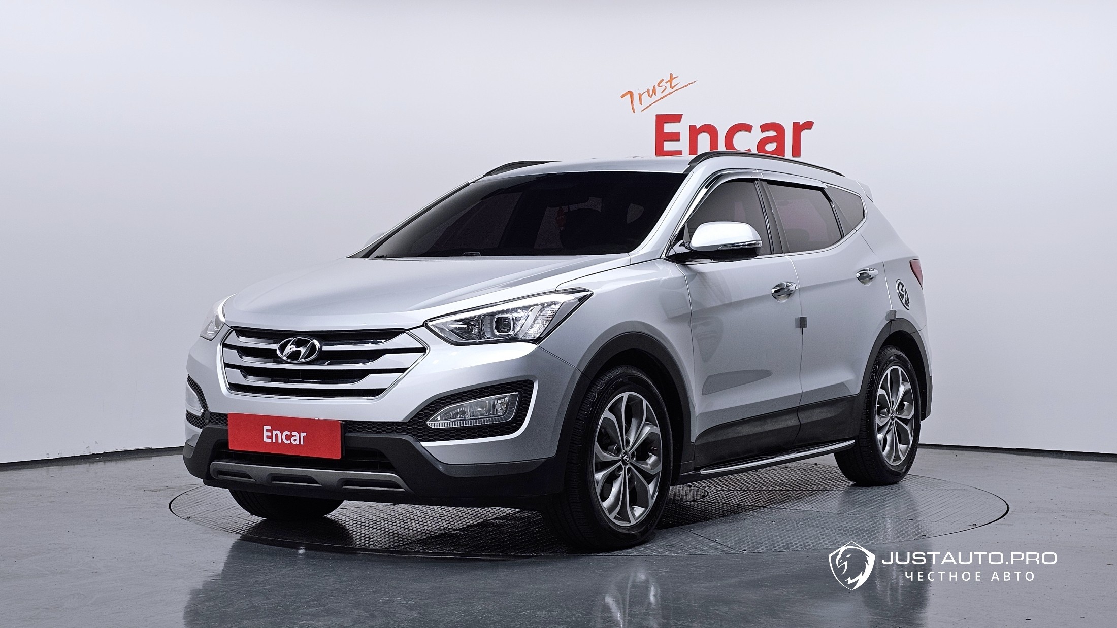 Автомобиль Hyundai Santafe