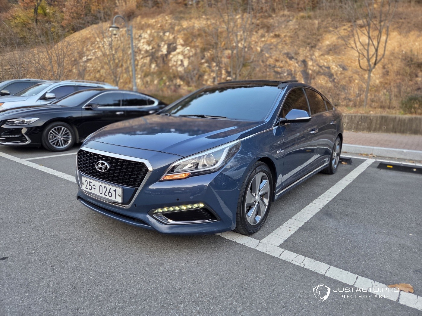 Автомобиль Hyundai Sonata