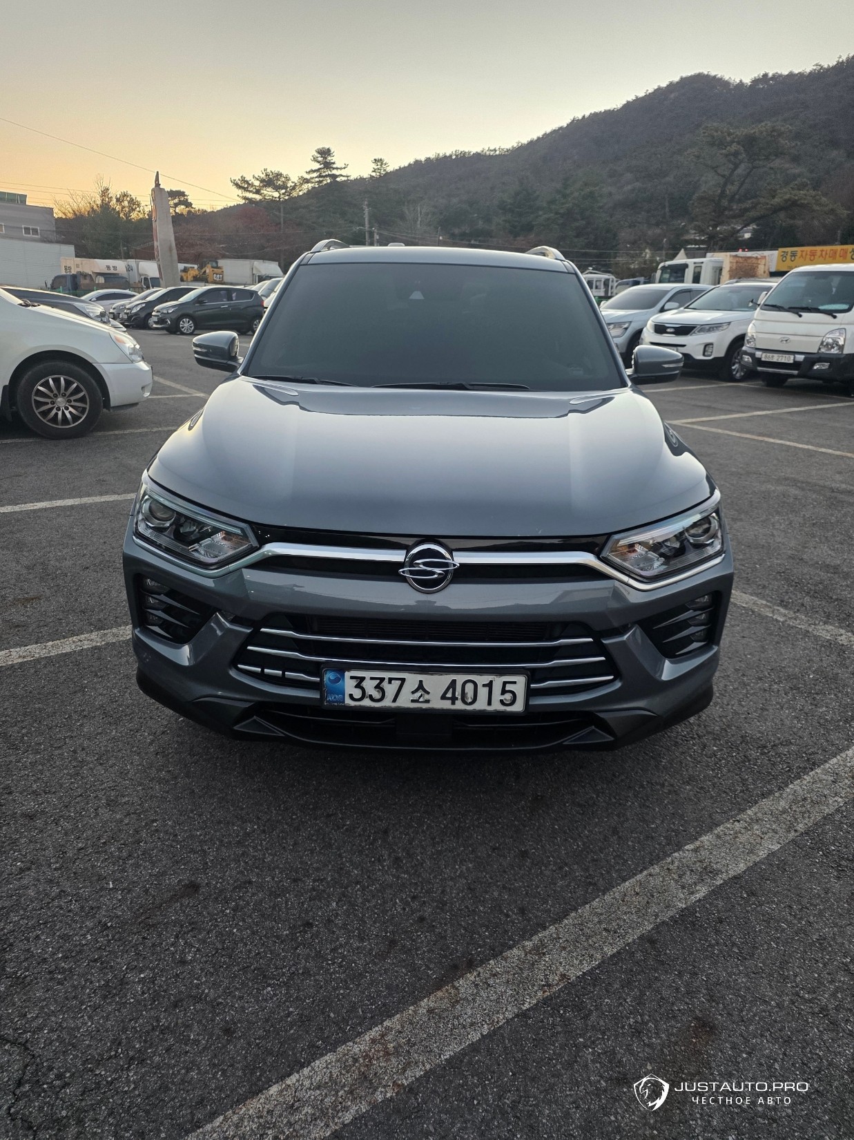 Автомобиль KG_Mobility_Ssangyong KORANDO