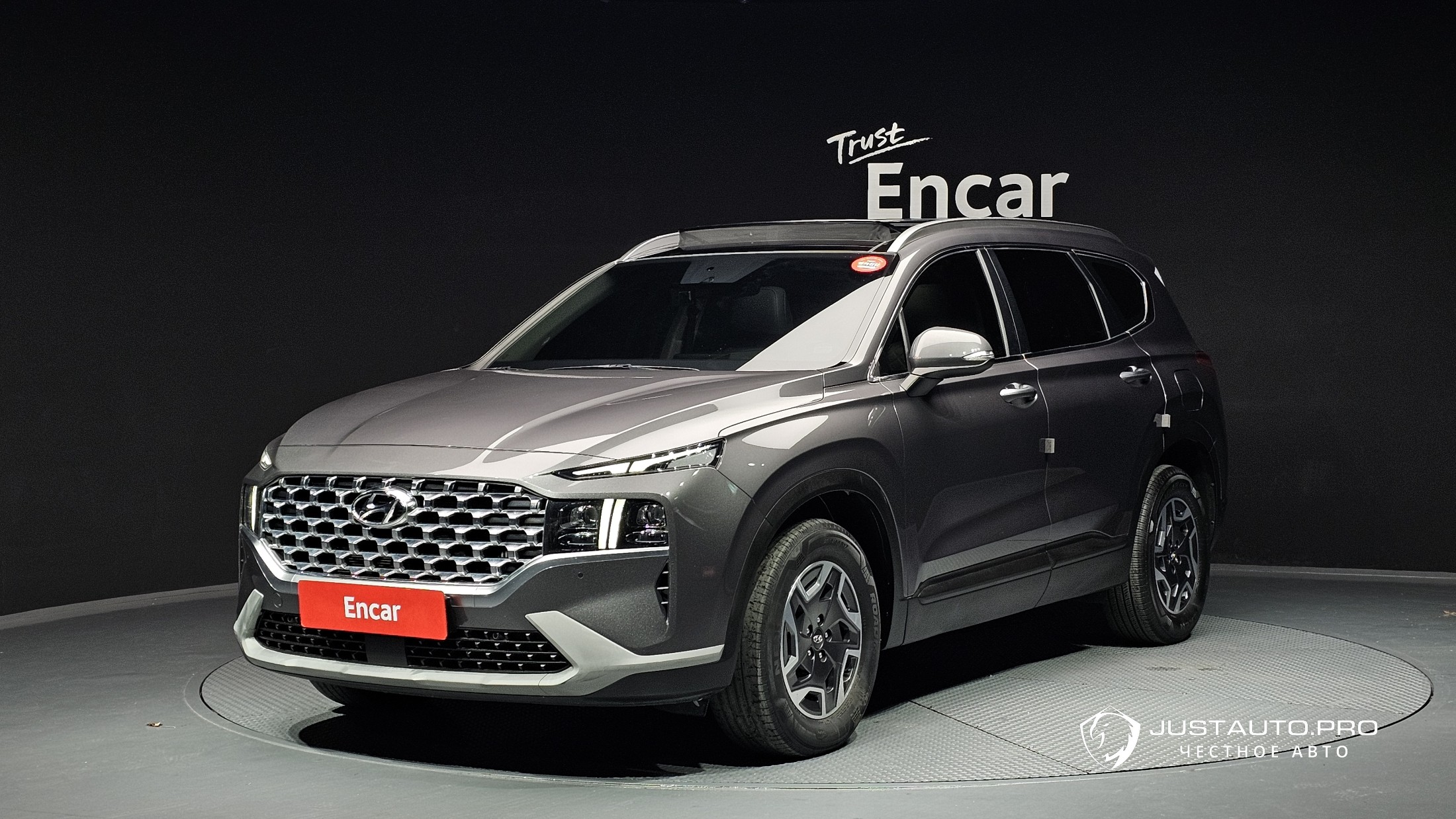 Автомобиль Hyundai Santafe