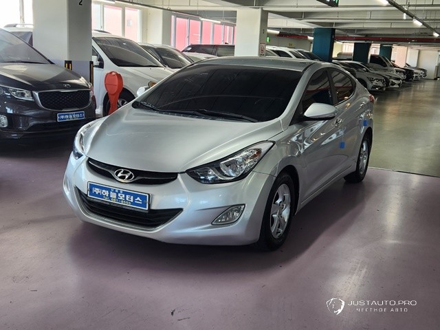 Автомобиль Hyundai AVANTE