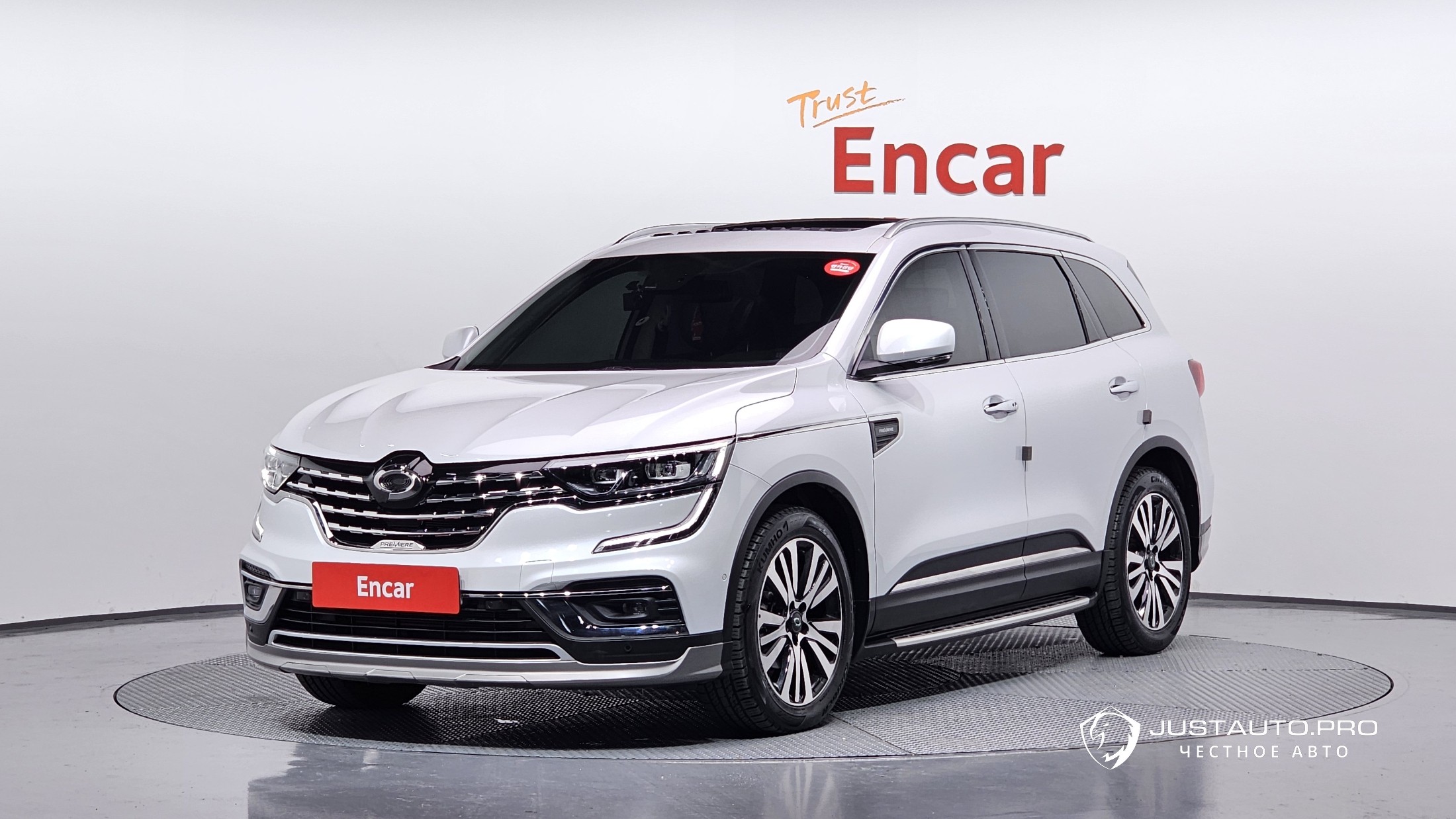 Автомобиль Renault-KoreaSamsung QM6