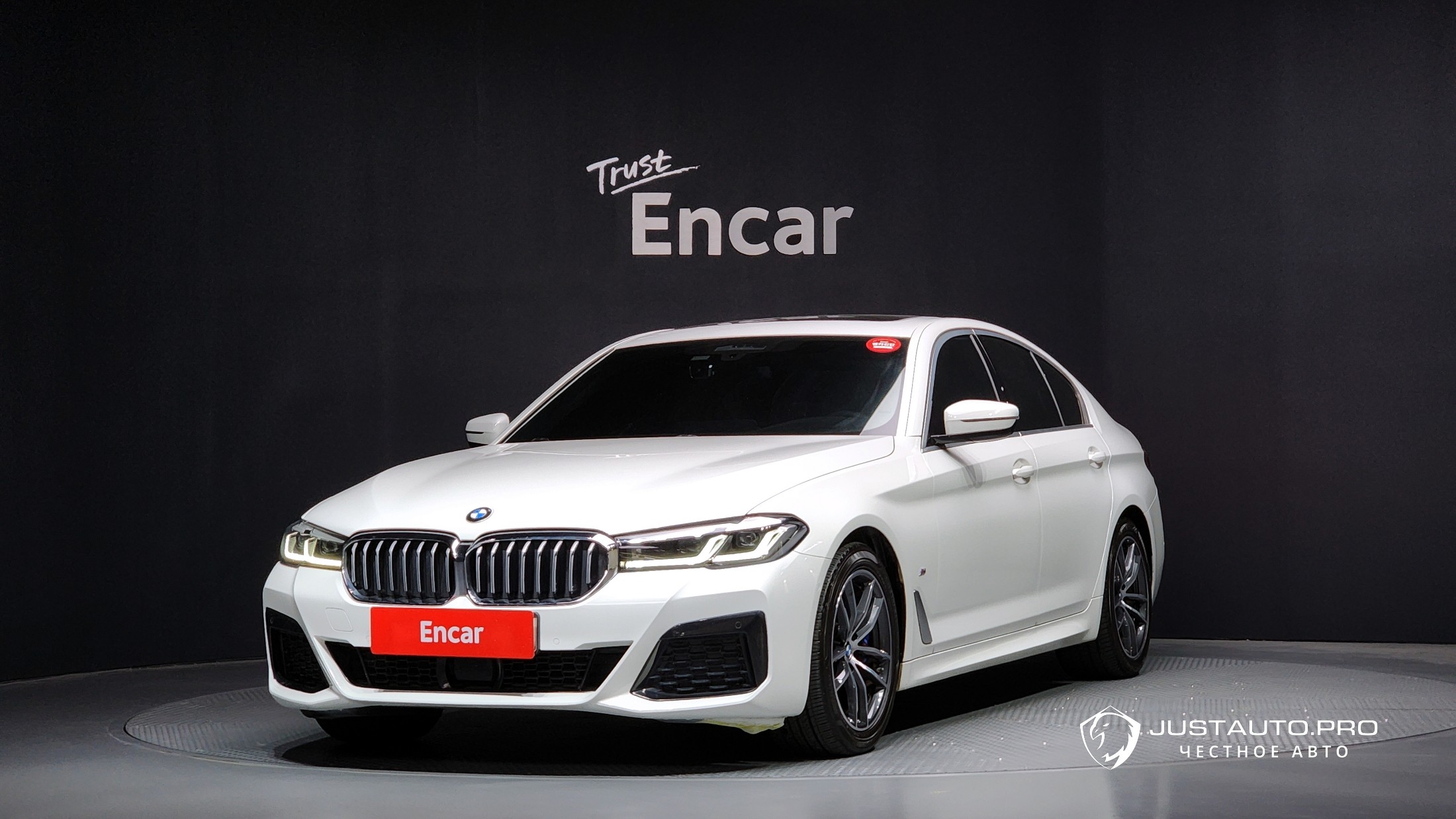 Автомобиль BMW 5-Series