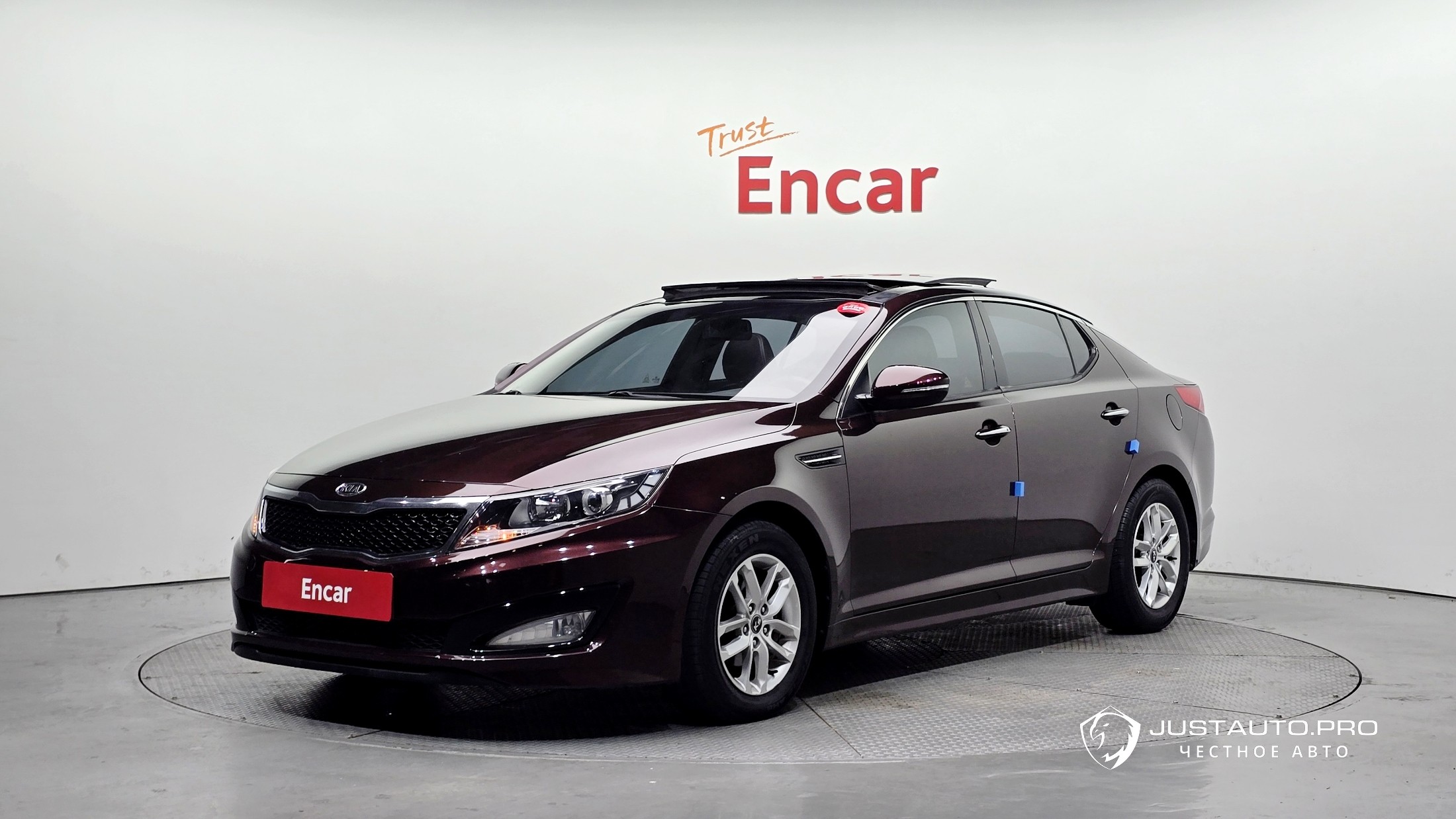 Автомобиль Kia K5