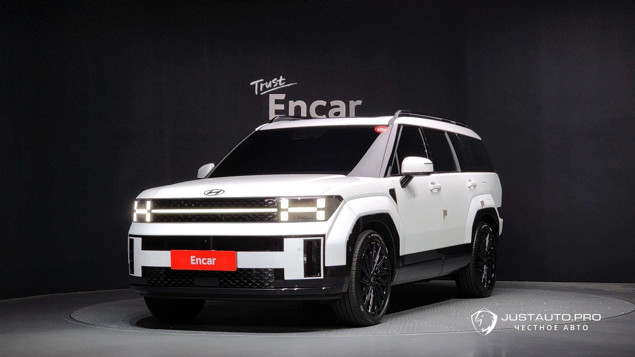 Автомобиль Hyundai Santafe