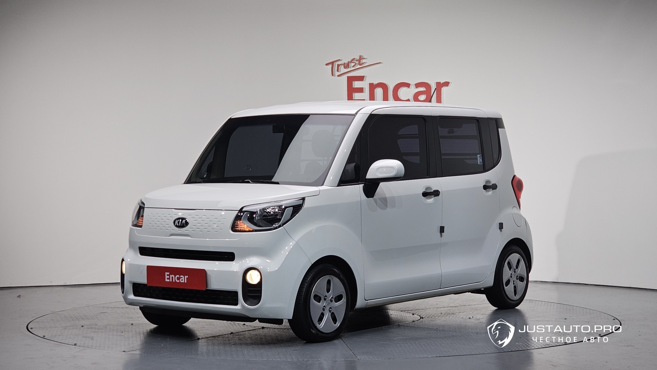 Автомобиль Kia RAY