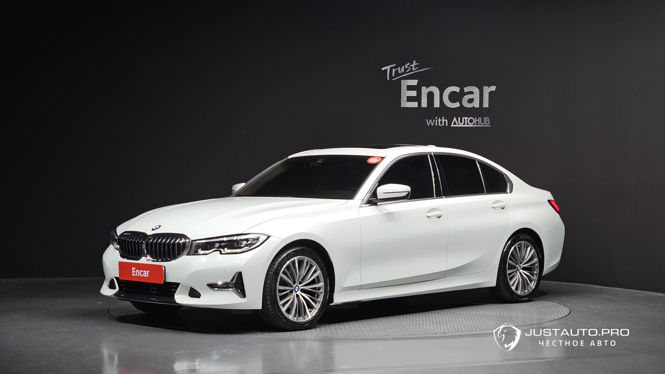 Автомобиль BMW 3-Series