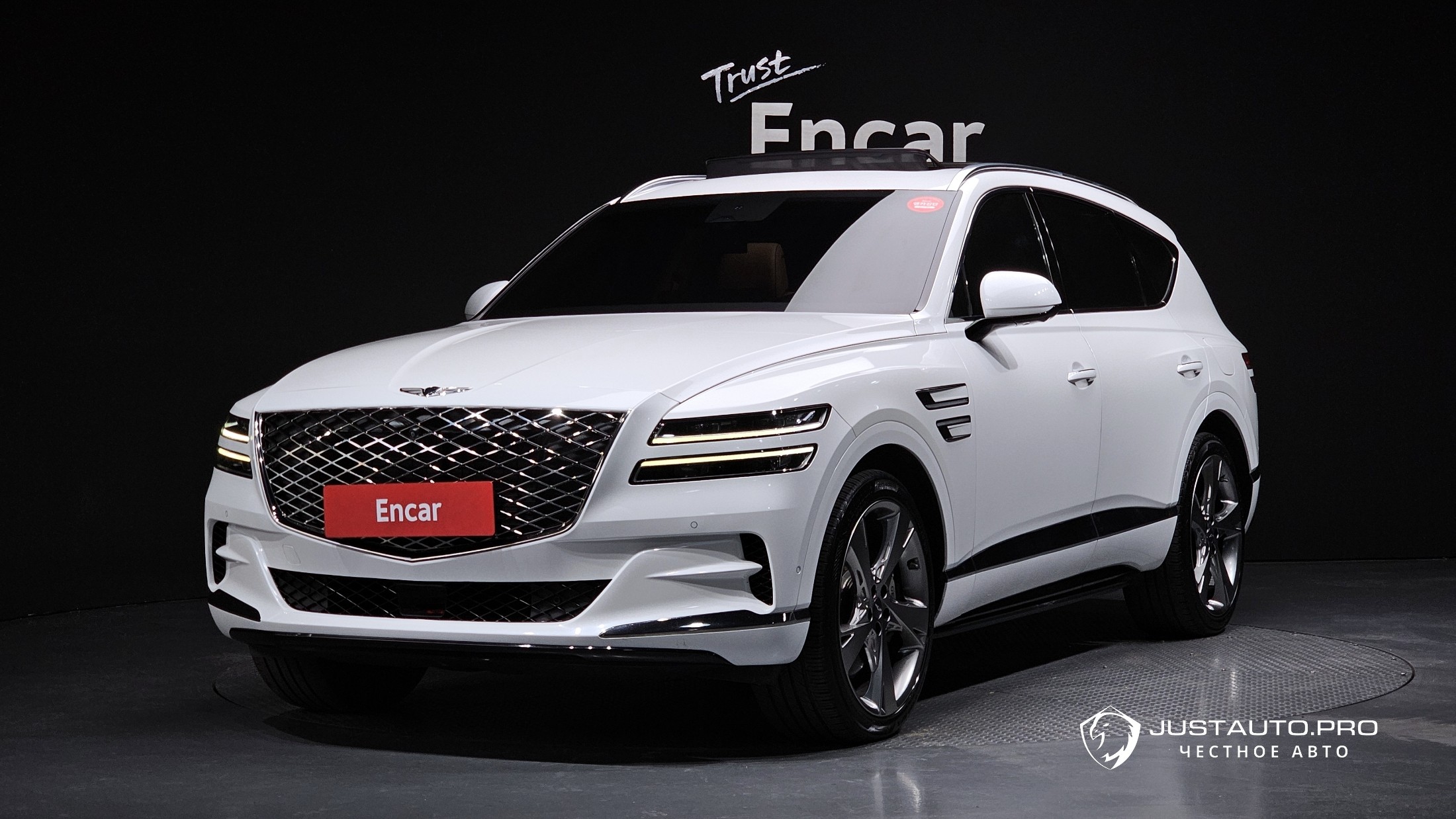 Автомобиль Genesis GV80