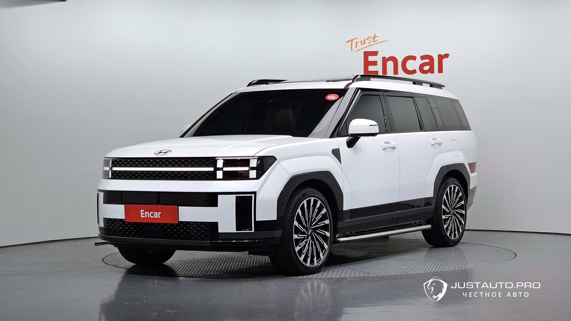 Автомобиль Hyundai Santafe