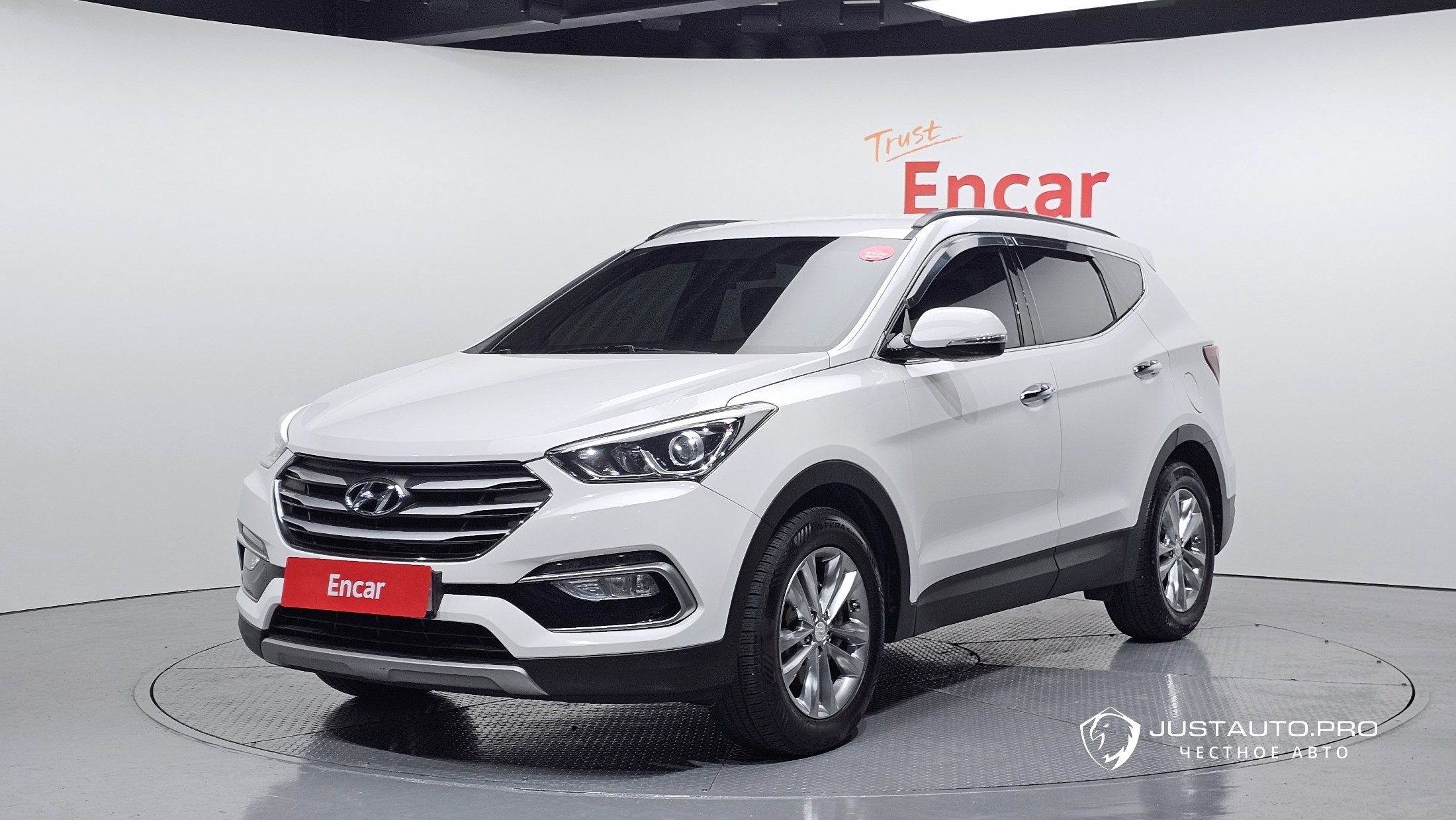 Автомобиль Hyundai Santafe