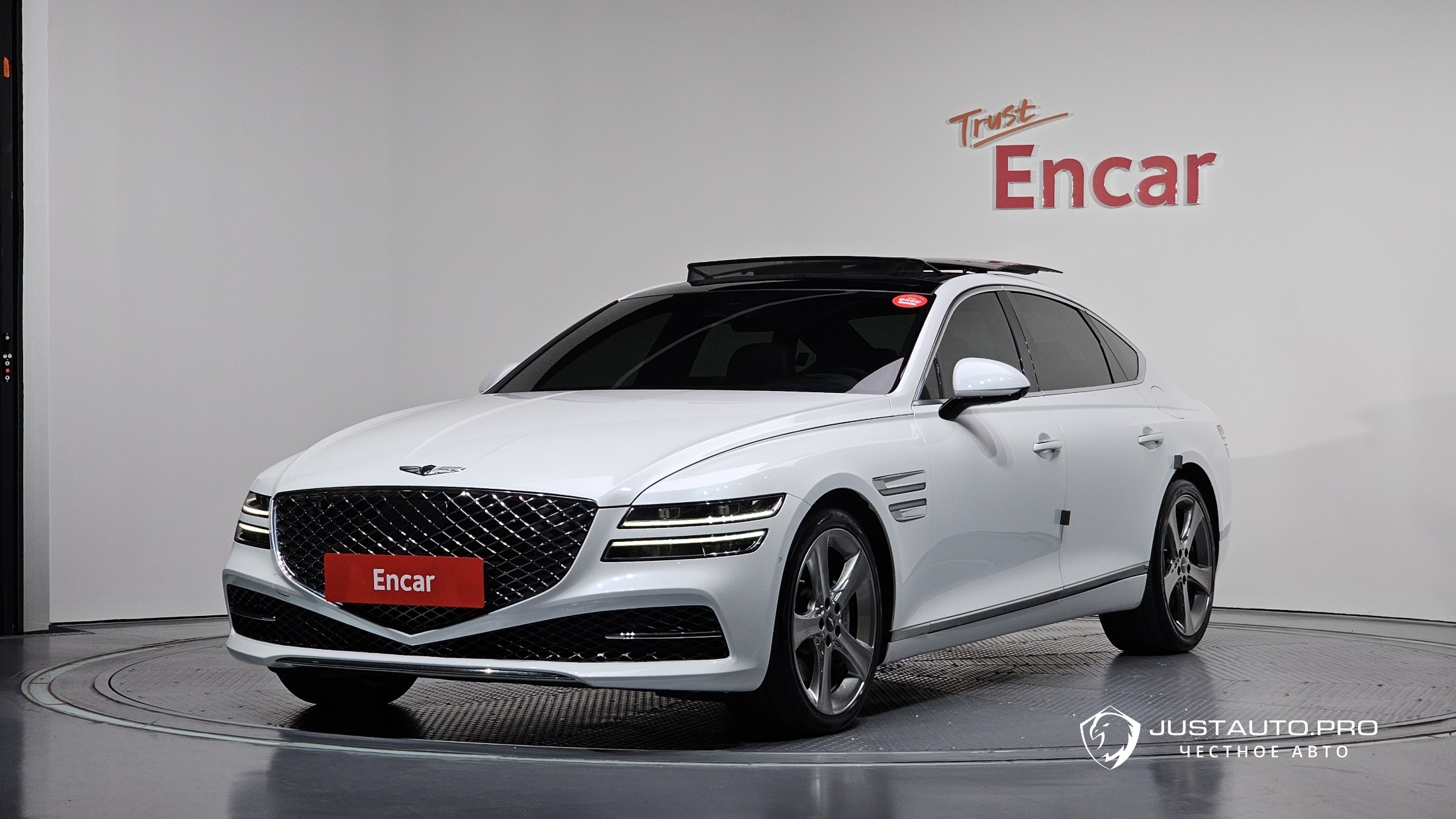 Автомобиль Genesis G80