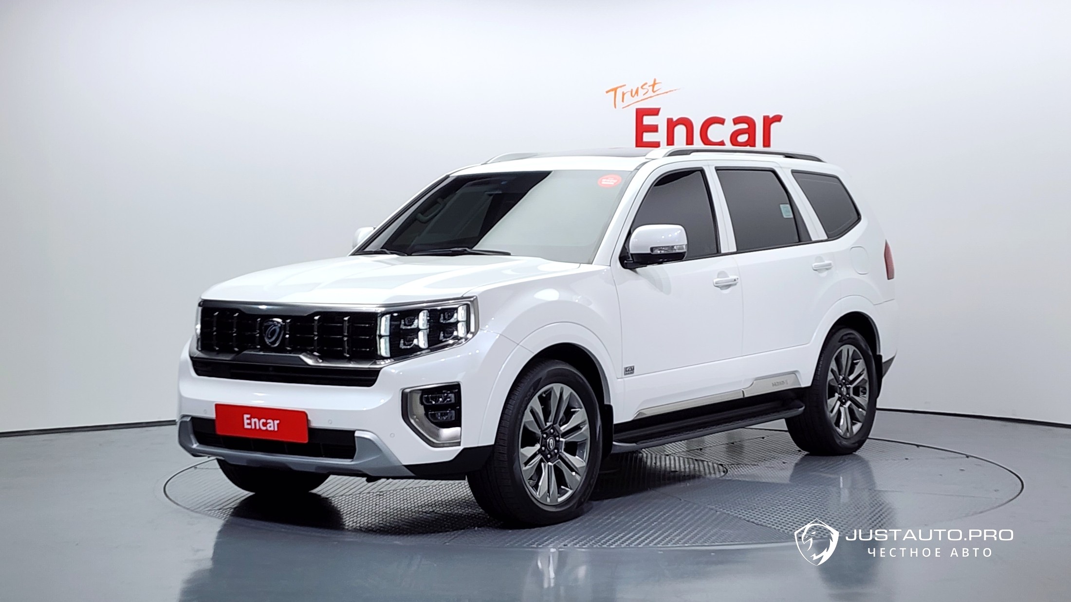 Автомобиль Kia Mohave
