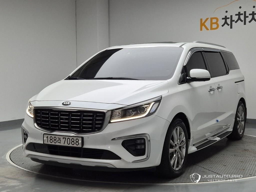 Автомобиль Kia Canival