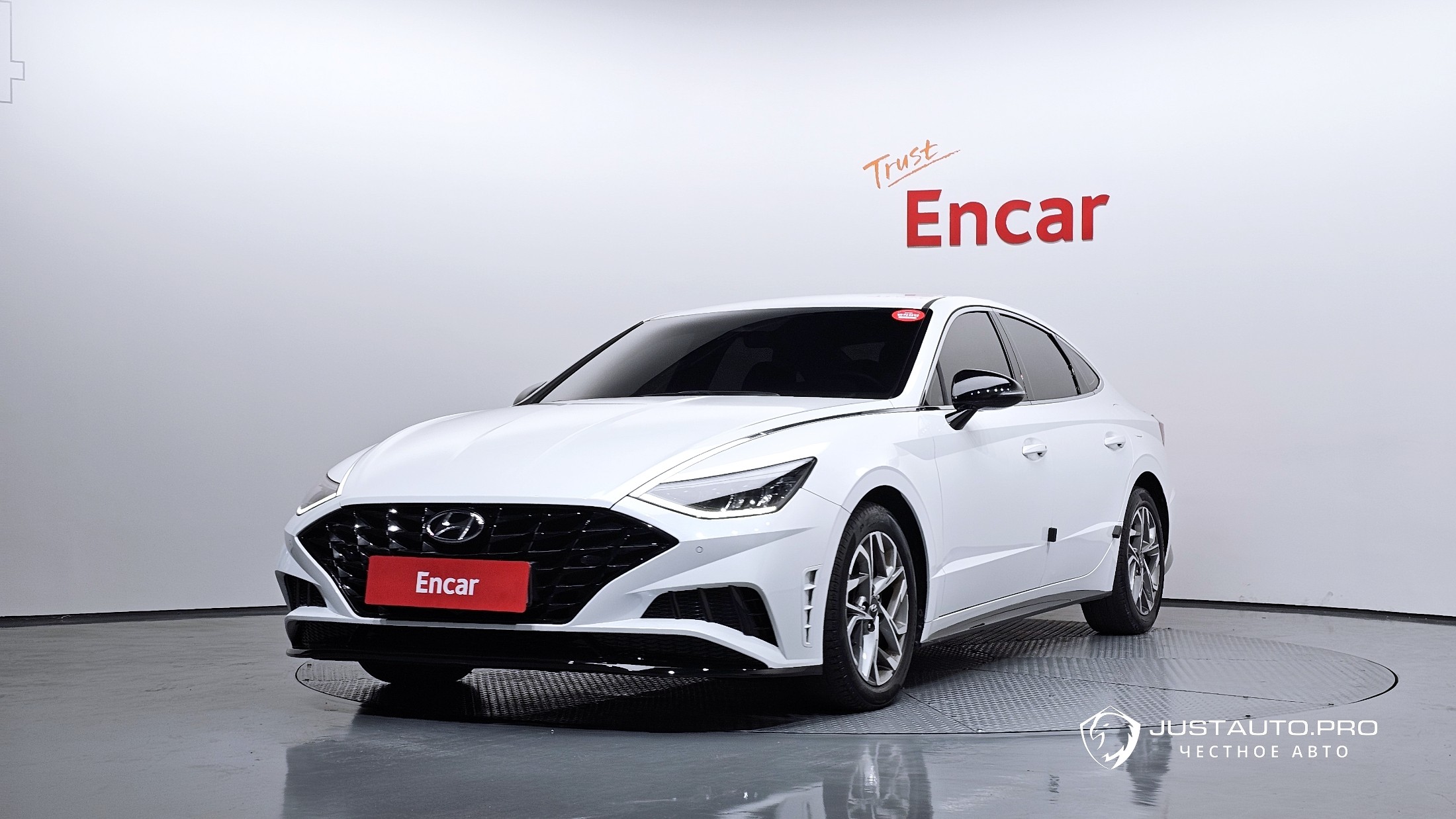 Автомобиль Hyundai Sonata