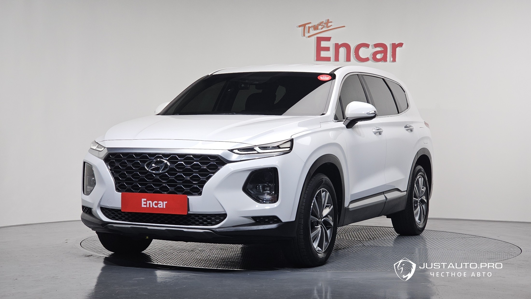 Автомобиль Hyundai Santafe