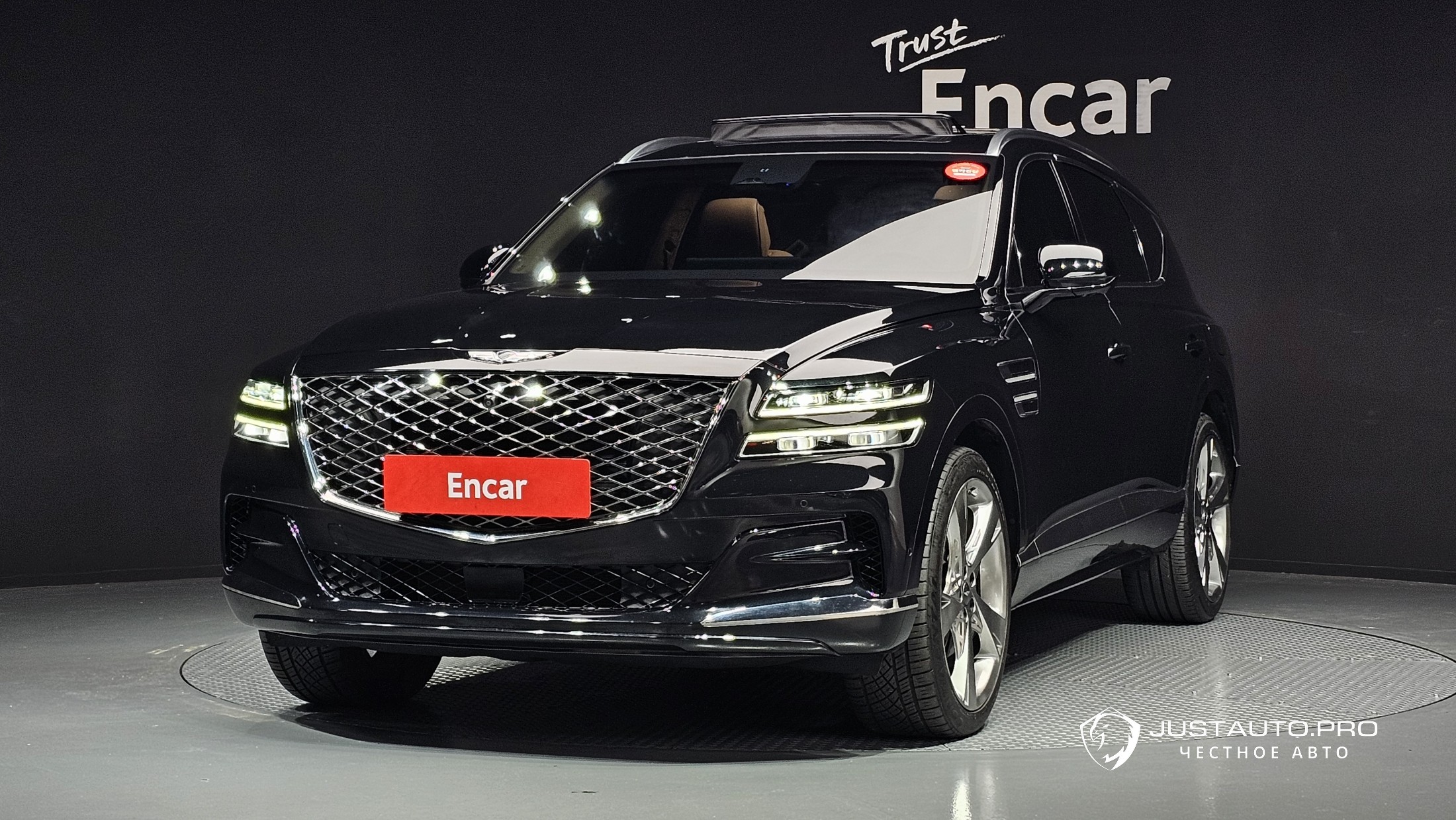 Автомобиль Genesis GV80