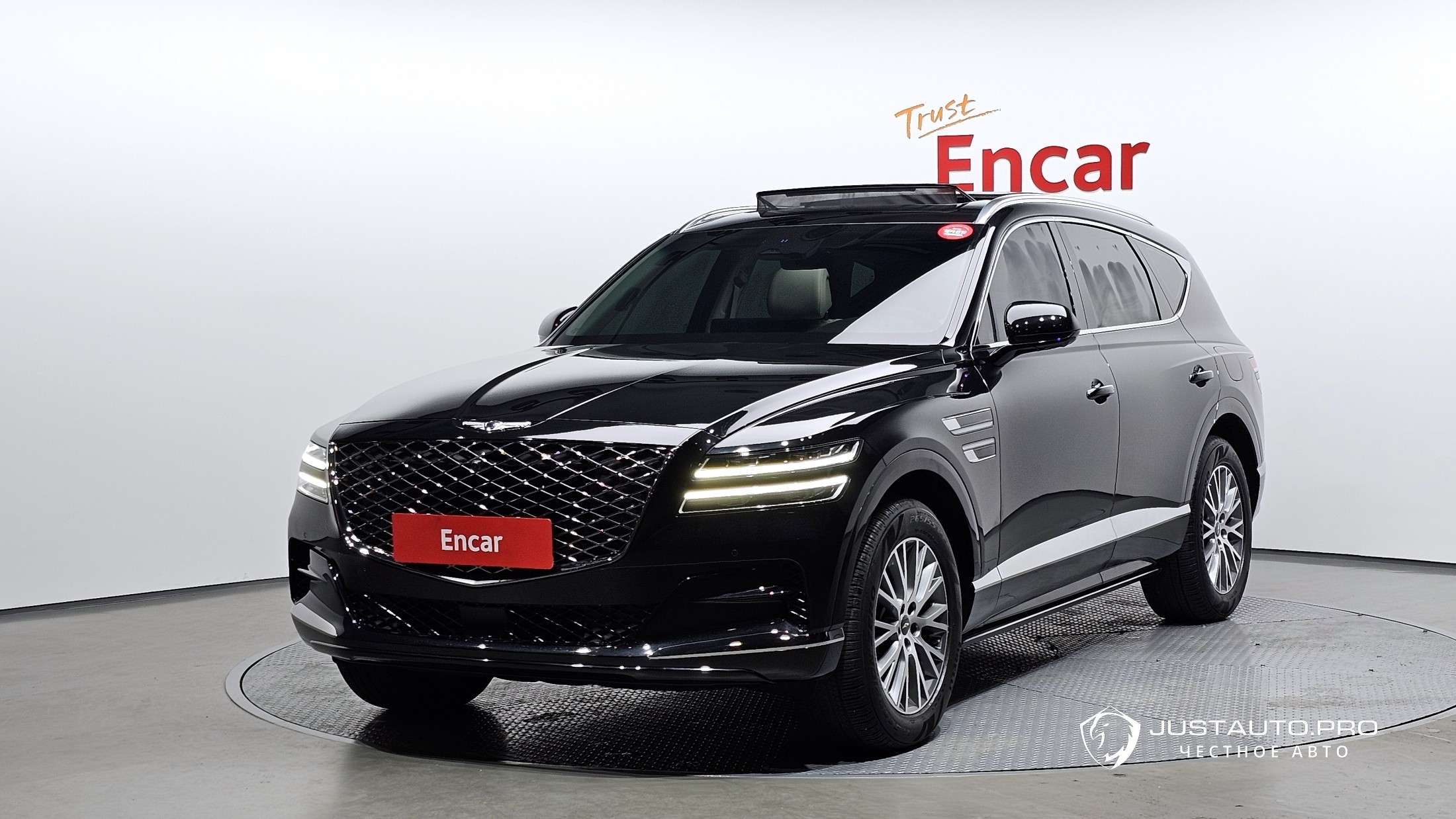 Автомобиль Genesis GV80