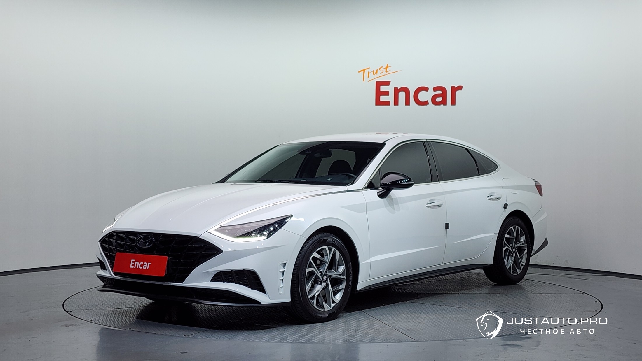 Автомобиль Hyundai Sonata