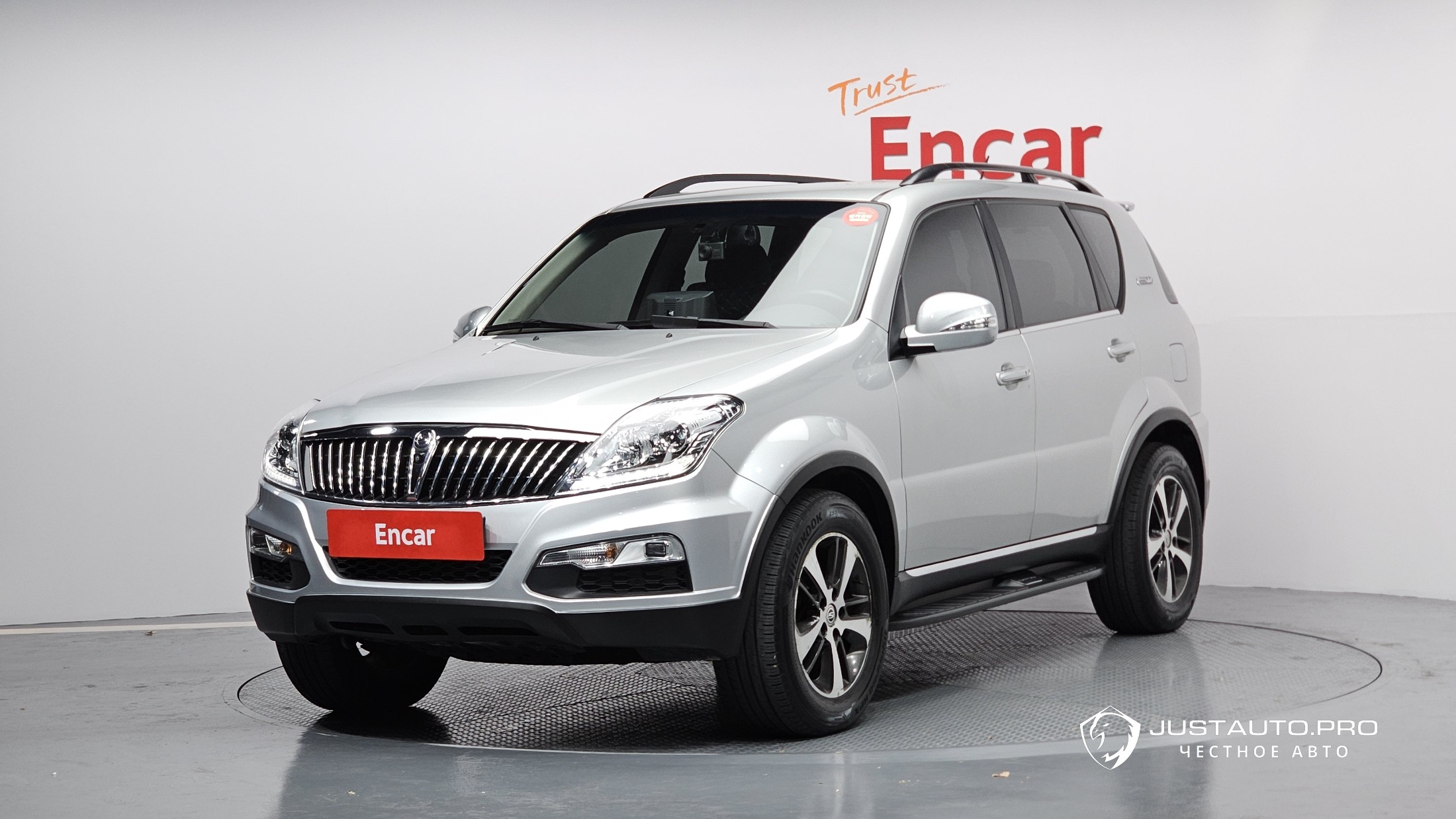Автомобиль KG_Mobility_Ssangyong Rexton