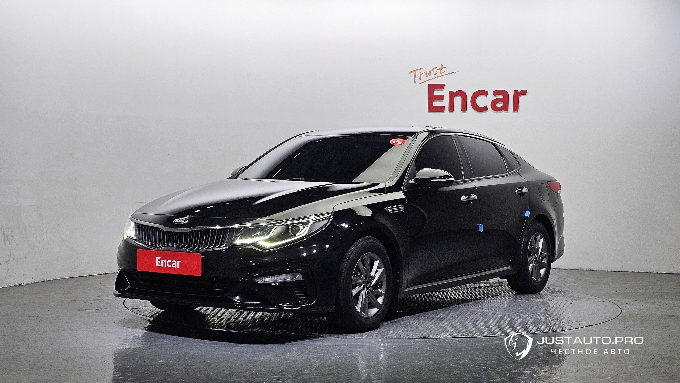 Автомобиль Kia K5