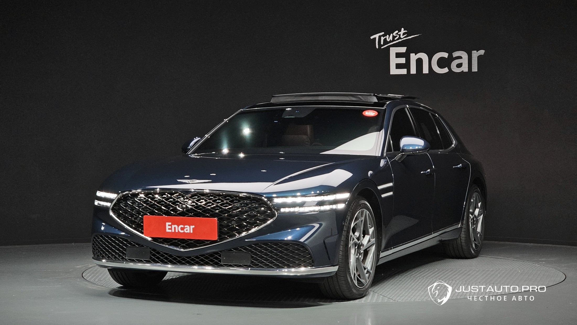 Автомобиль Genesis G90