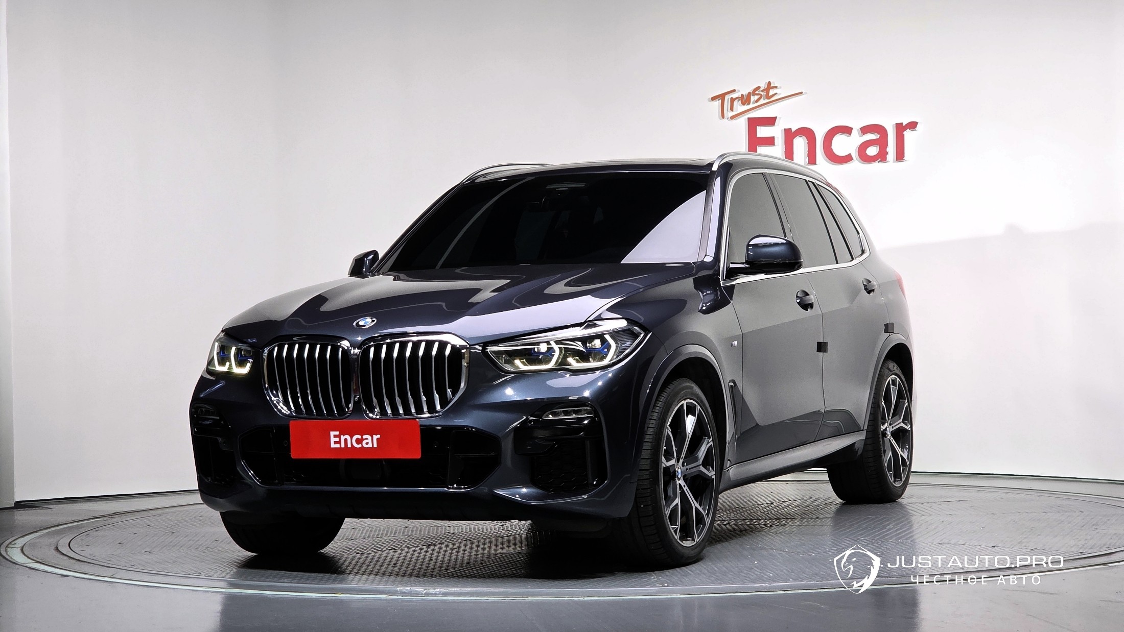 Автомобиль BMW X5