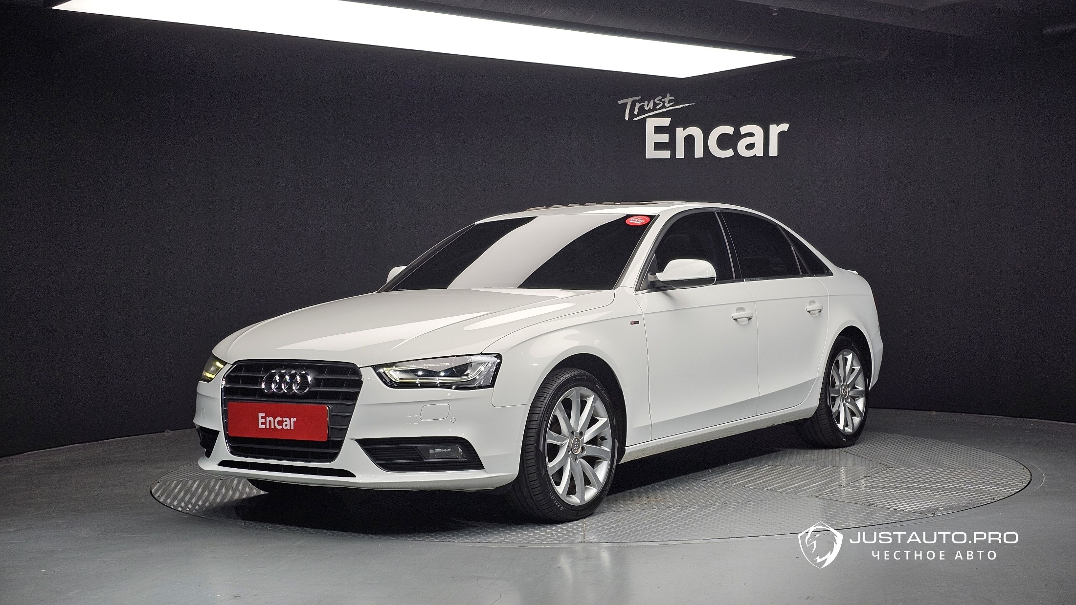 Автомобиль Audi A4