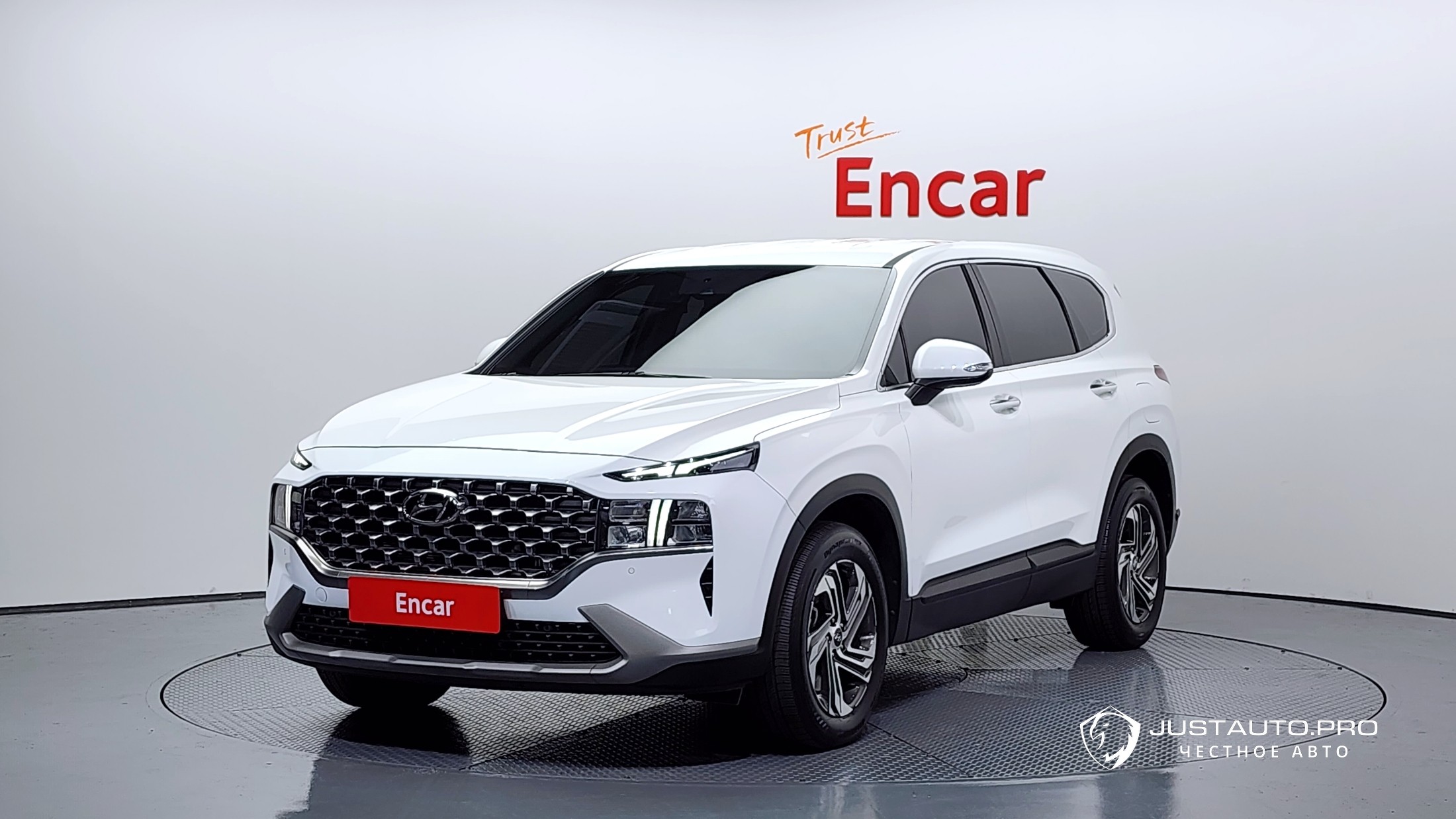 Автомобиль Hyundai Santafe