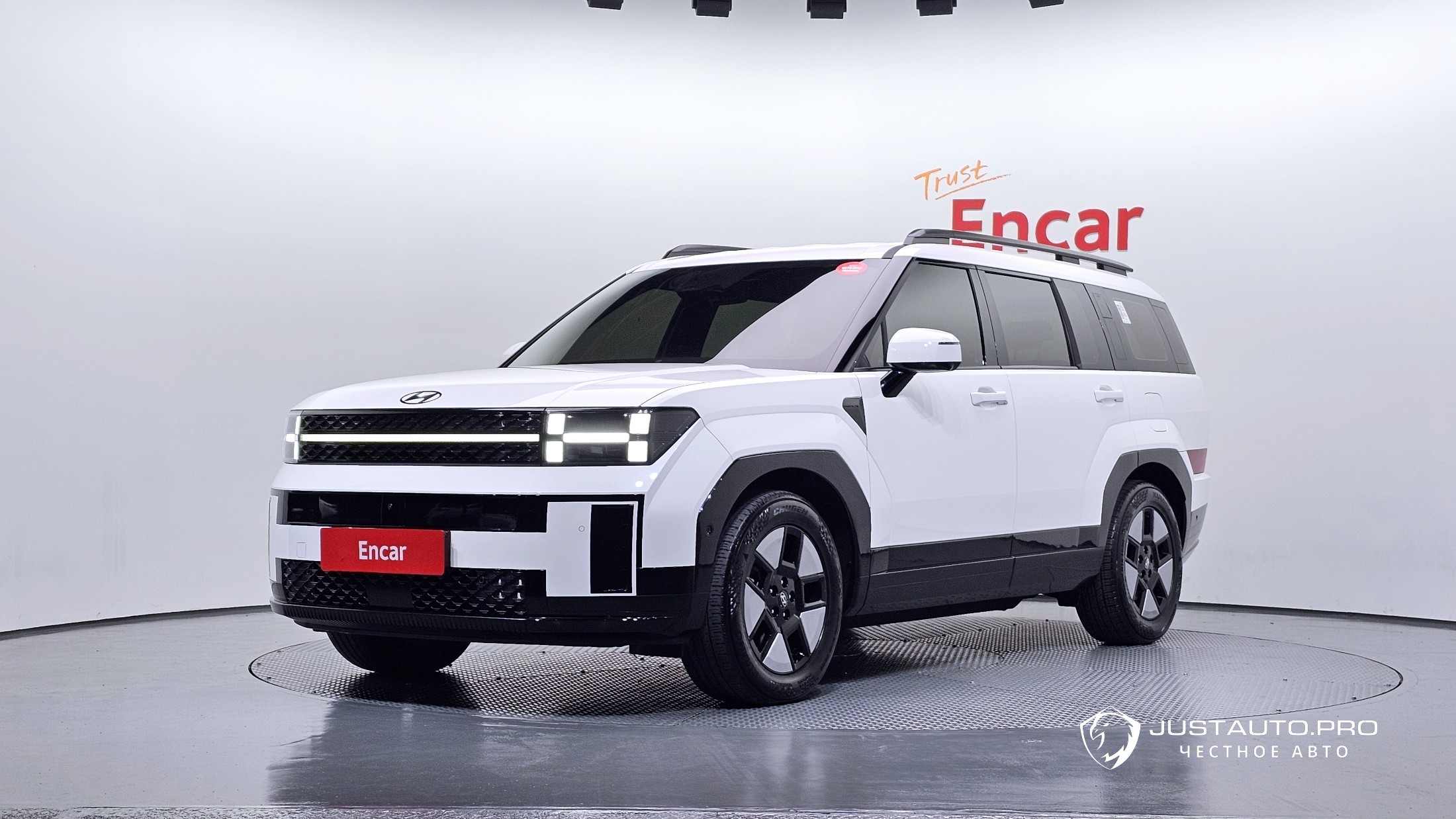 Автомобиль Hyundai Santafe