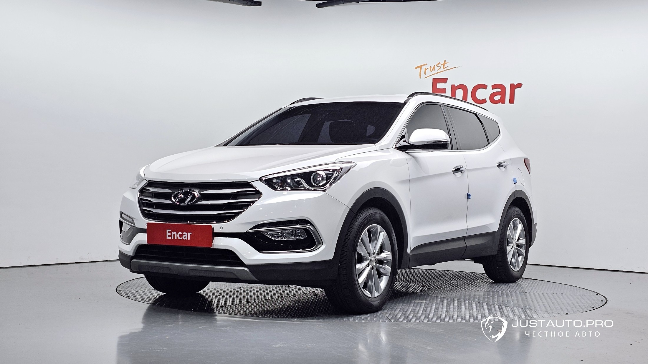 Автомобиль Hyundai Santafe