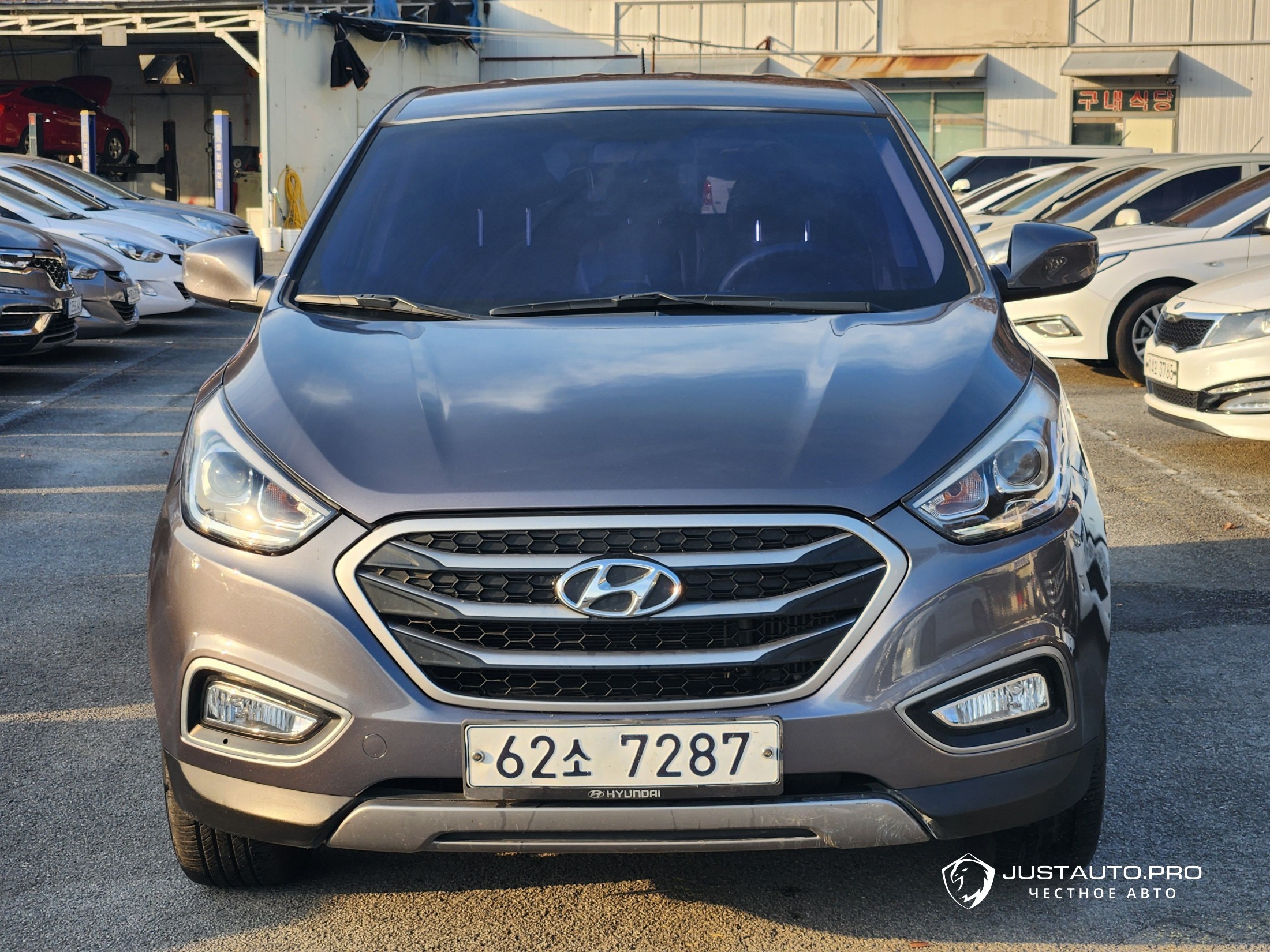 Автомобиль Hyundai Tucson